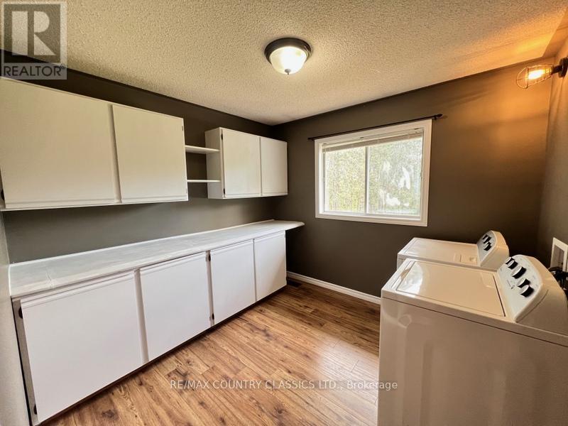 76 York River Drive, Bancroft (Bancroft Ward), Ontario  K0L 1C0 - Photo 31 - X12123572