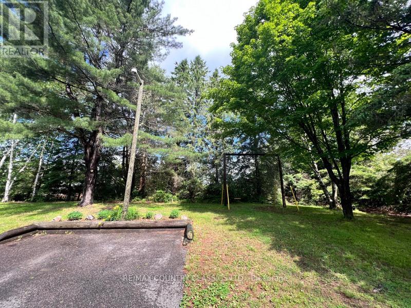 76 York River Drive, Bancroft (Bancroft Ward), Ontario  K0L 1C0 - Photo 8 - X12123572