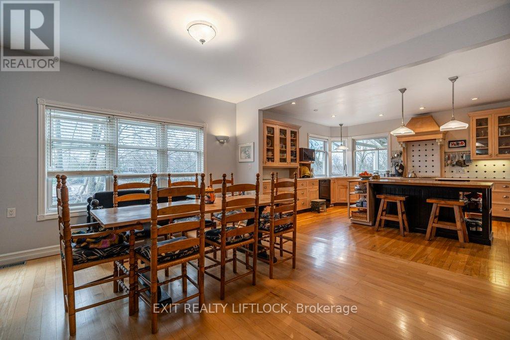 57 King Street E, Kawartha Lakes (Omemee), Ontario  K0L 2W0 - Photo 11 - X12123612