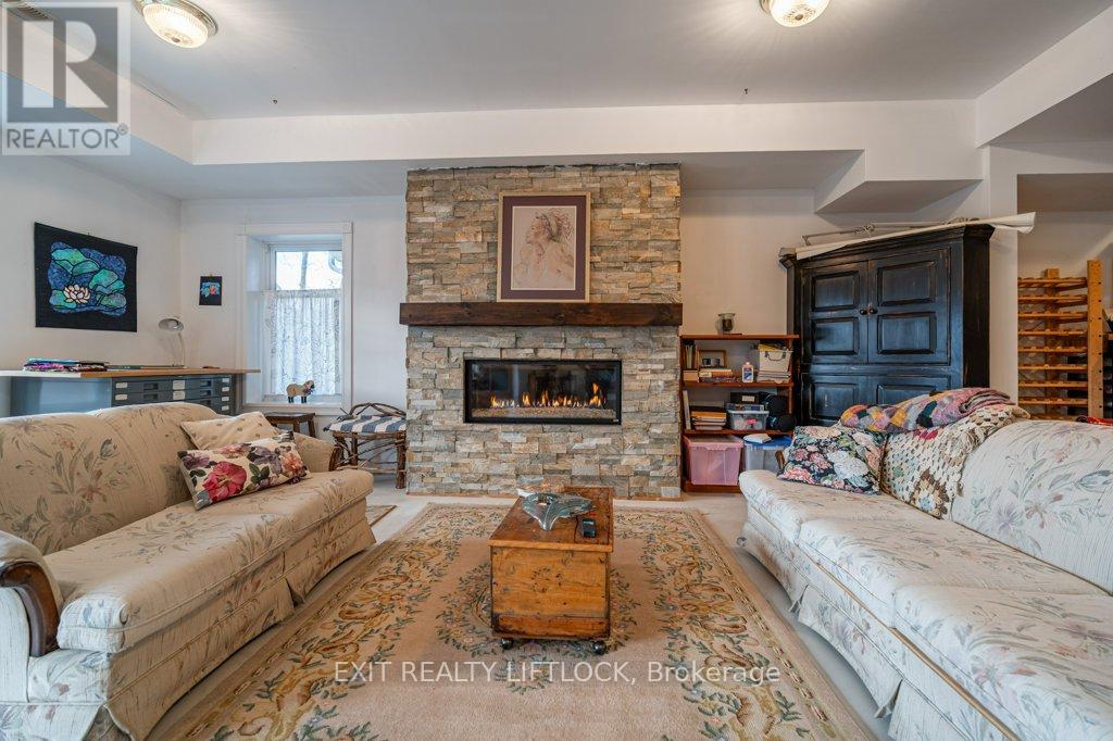 57 King Street E, Kawartha Lakes (Omemee), Ontario  K0L 2W0 - Photo 25 - X12123612