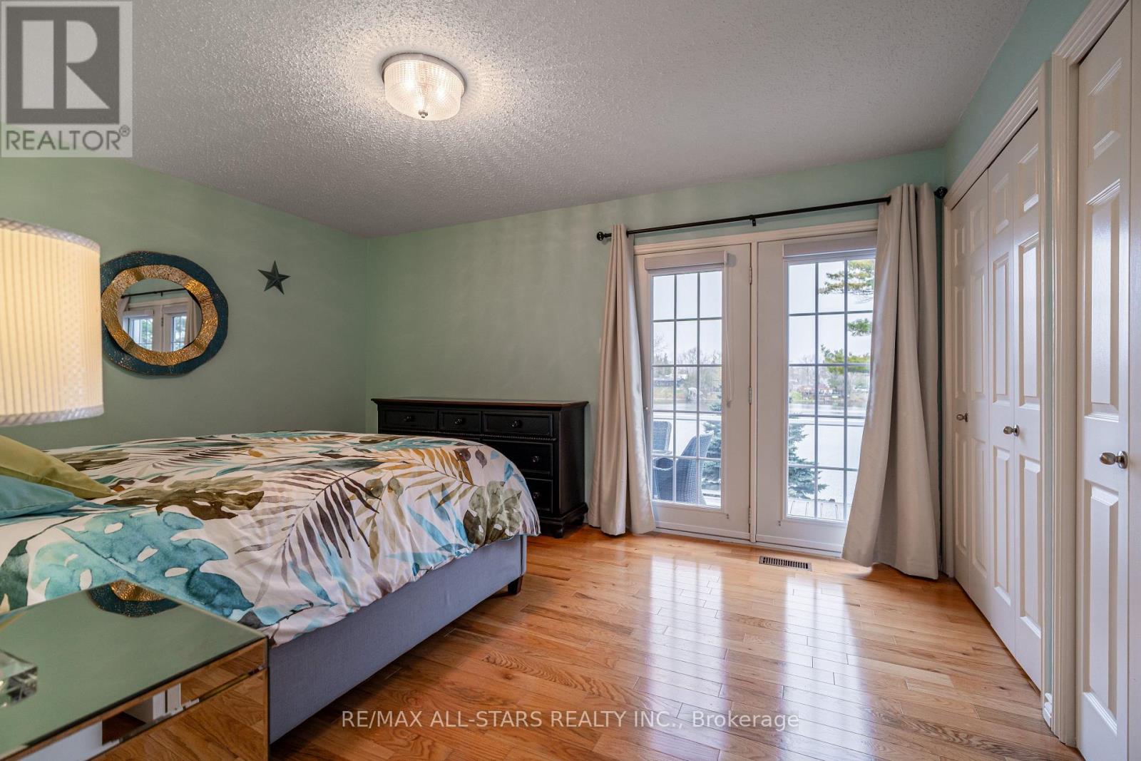 308 Fife Avenue, Smith-Ennismore-Lakefield, Ontario  K9J 0C6 - Photo 16 - X12123699