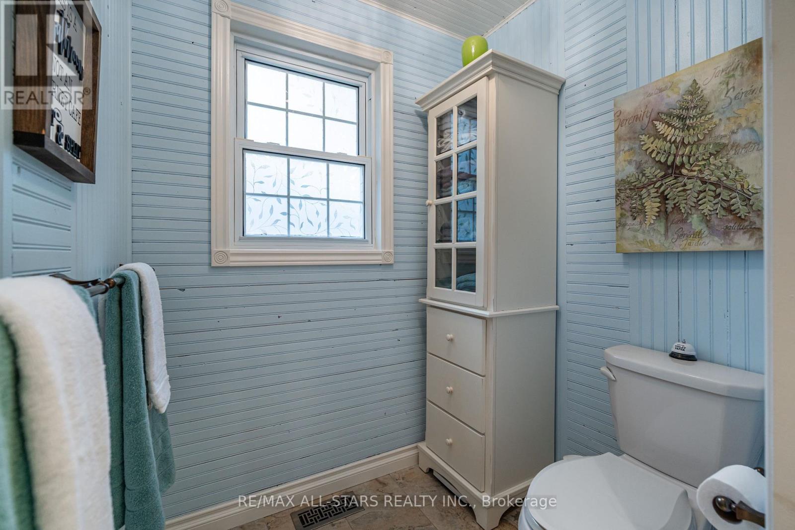 308 Fife Avenue, Smith-Ennismore-Lakefield, Ontario  K9J 0C6 - Photo 18 - X12123699