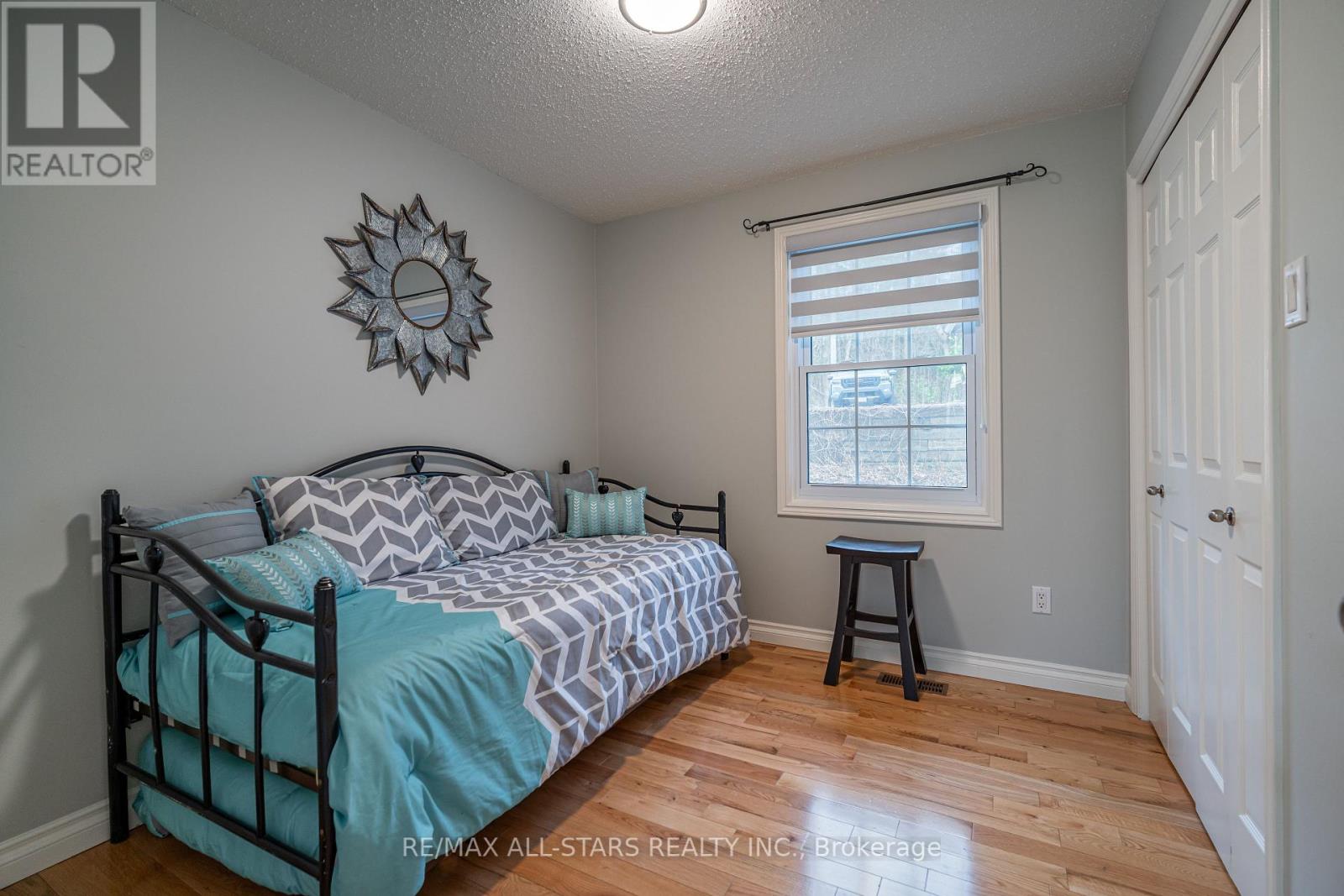 308 Fife Avenue, Smith-Ennismore-Lakefield, Ontario  K9J 0C6 - Photo 20 - X12123699