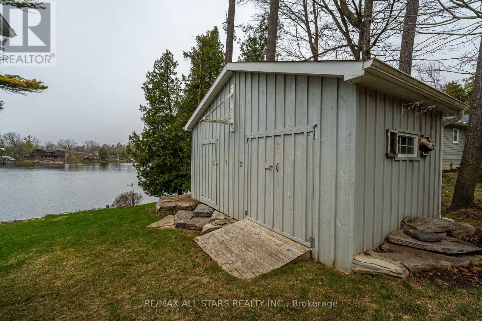 308 Fife Avenue, Smith-Ennismore-Lakefield, Ontario  K9J 0C6 - Photo 29 - X12123699