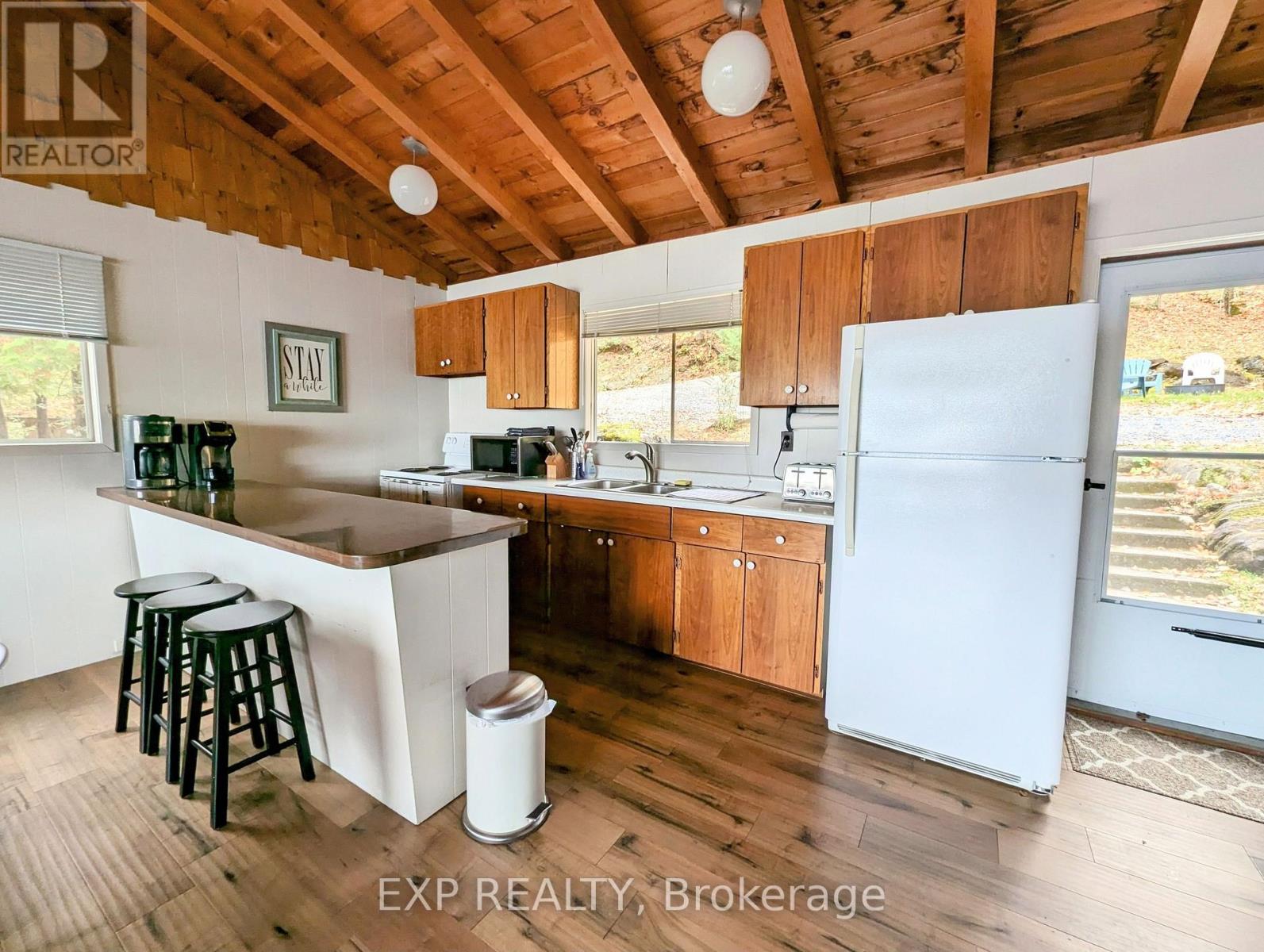 400b Gilbert Bay Lane, Wollaston, Ontario  K0L 1P0 - Photo 10 - X12123723