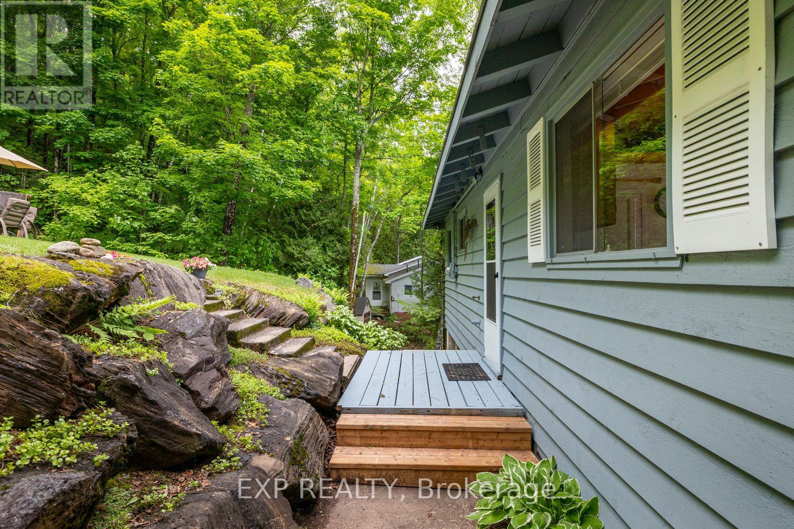 400b Gilbert Bay Lane, Wollaston, Ontario  K0L 1P0 - Photo 5 - X12123723