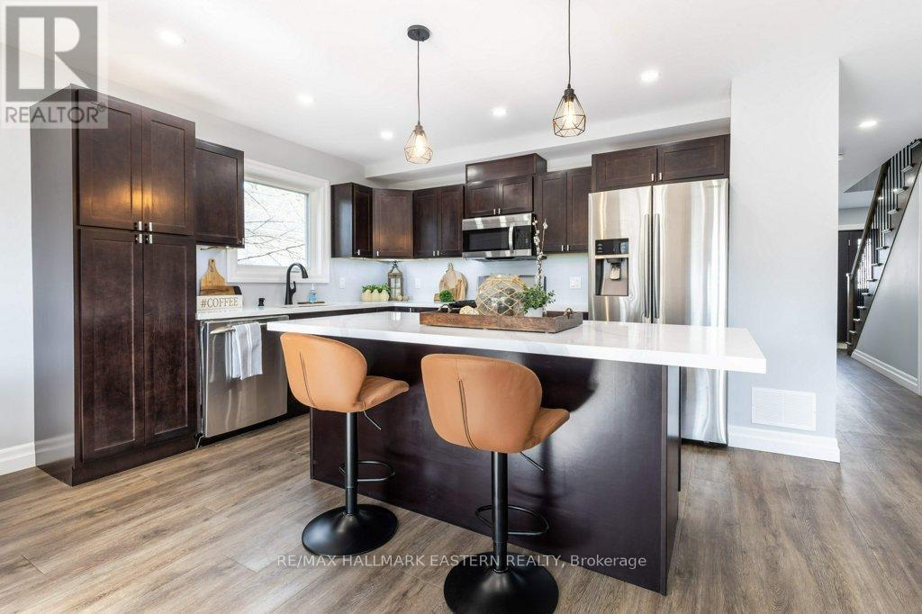735 Jane Street, Peterborough South (West), Ontario  K9J 3A7 - Photo 11 - X12123937