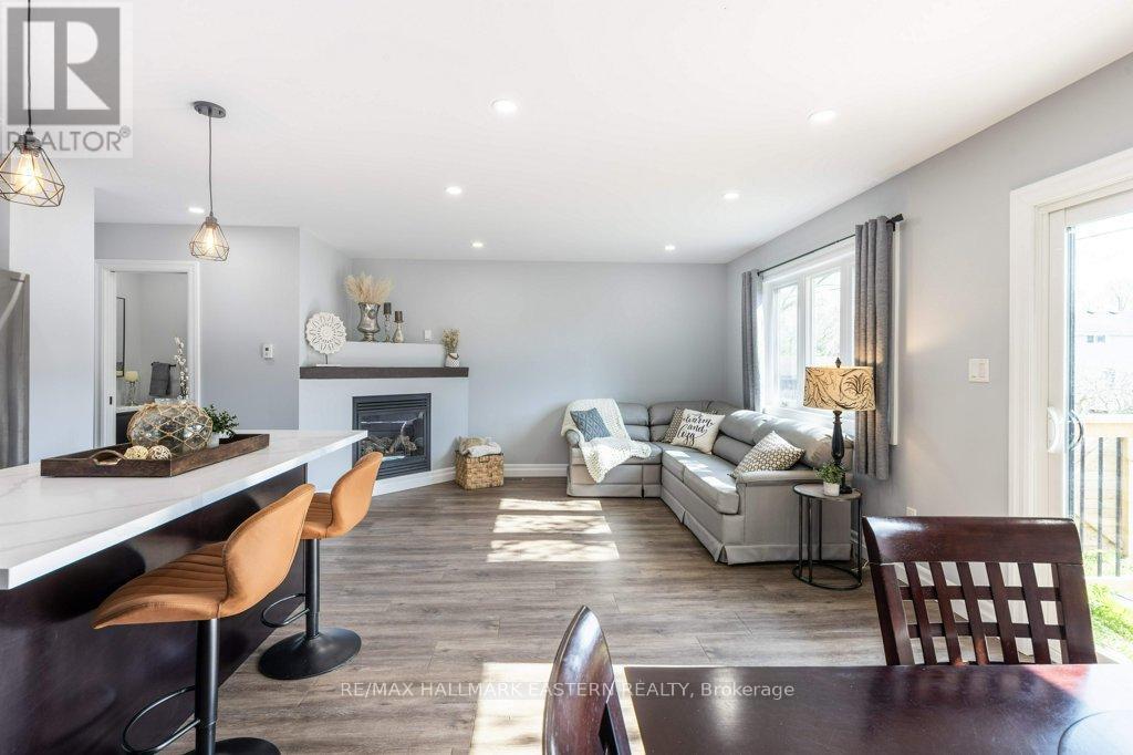 735 Jane Street, Peterborough South (West), Ontario  K9J 3A7 - Photo 14 - X12123937