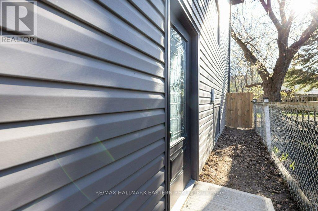 735 Jane Street, Peterborough South (West), Ontario  K9J 3A7 - Photo 34 - X12123937