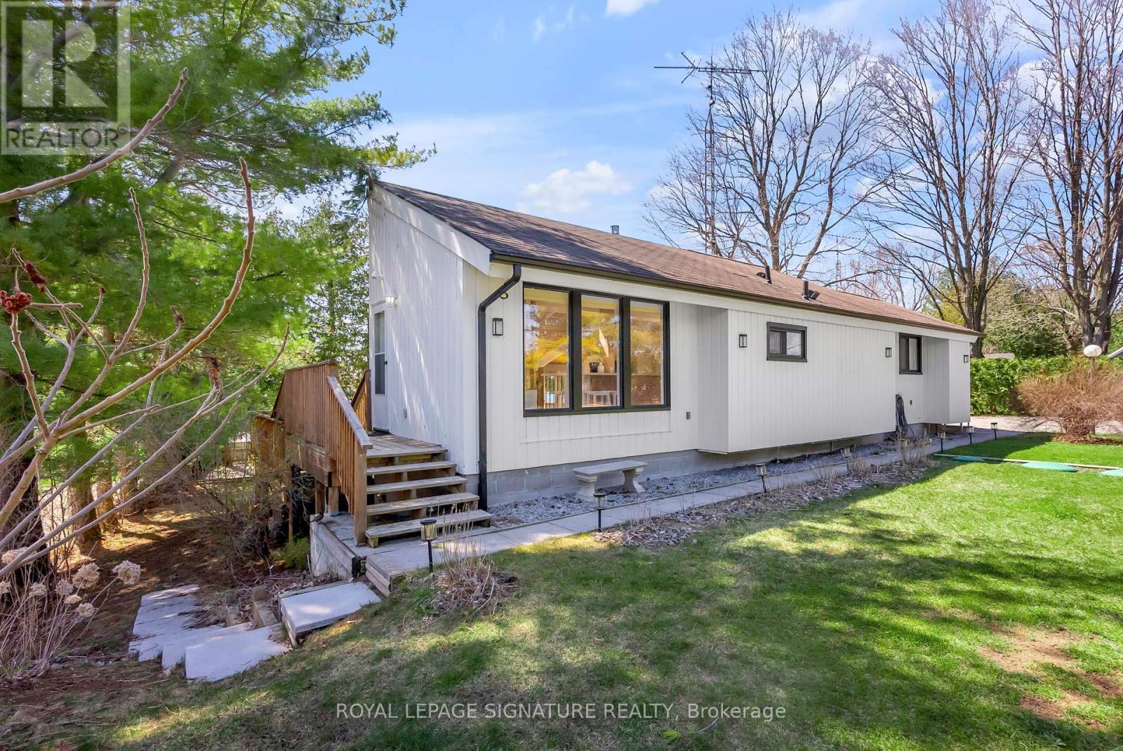 16 Fire Route 61, Trent Lakes, Ontario  K0L 1J0 - Photo 32 - X12123908
