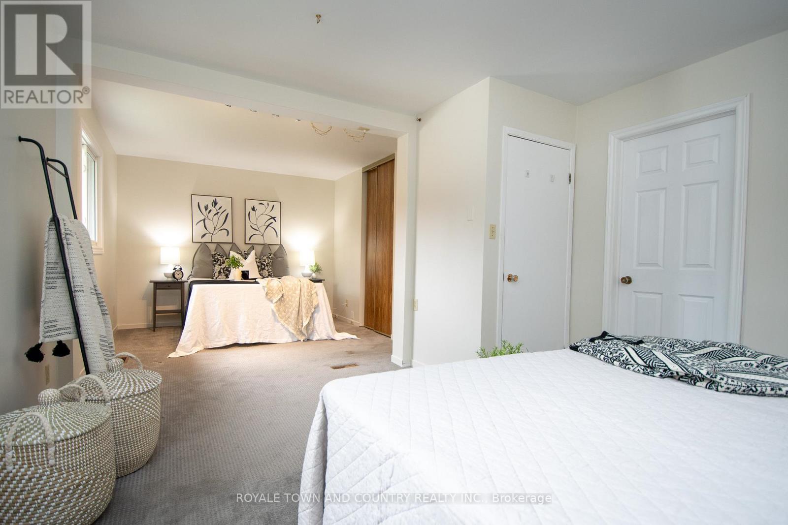 27 Hillside Drive, Kawartha Lakes (Lindsay), Ontario  K9V 1A3 - Photo 19 - X12124270