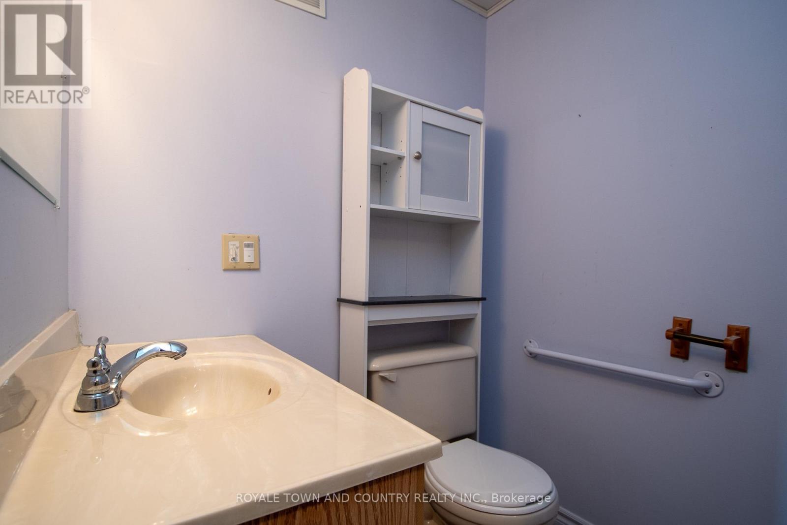 27 Hillside Drive, Kawartha Lakes (Lindsay), Ontario  K9V 1A3 - Photo 29 - X12124270