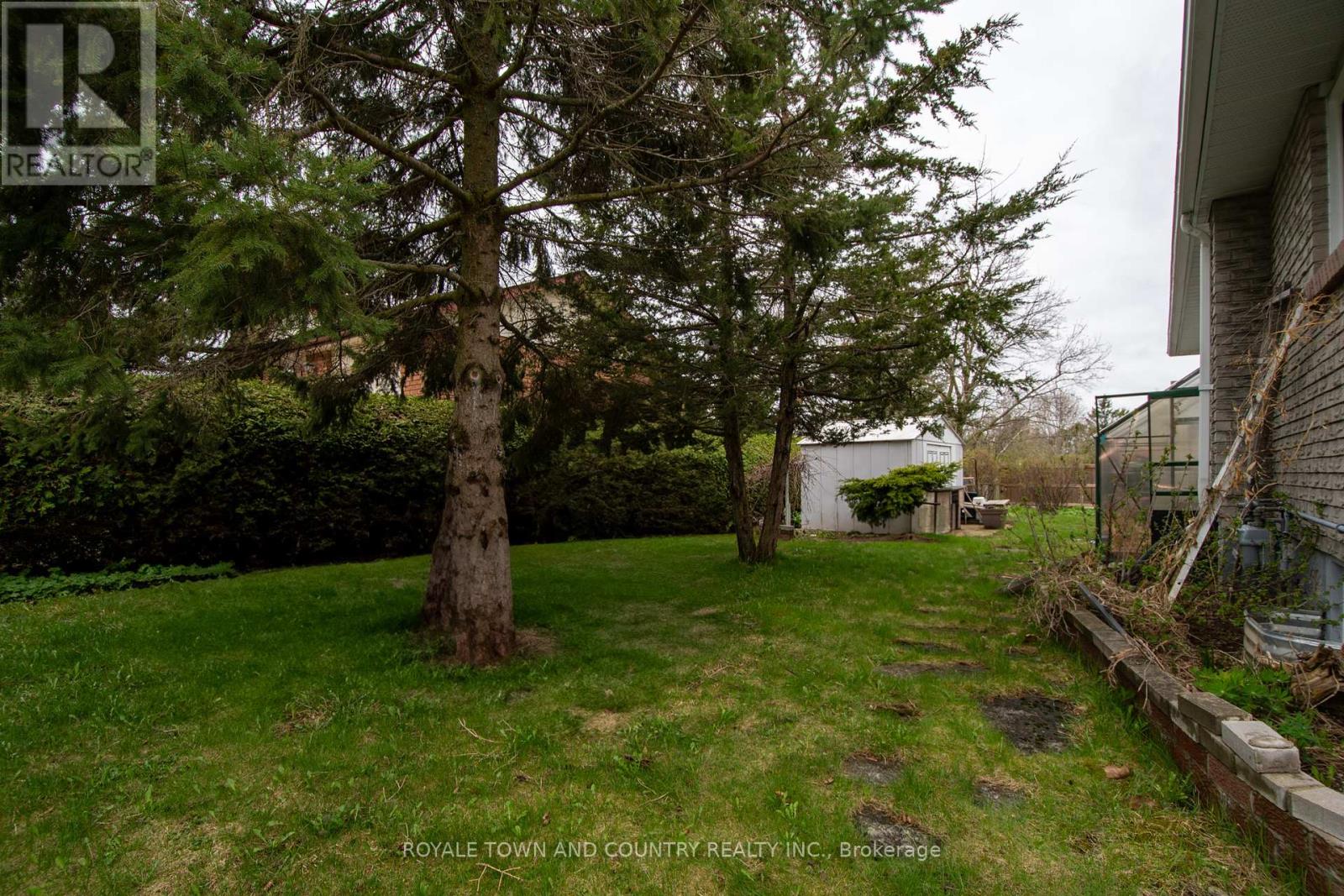 27 Hillside Drive, Kawartha Lakes (Lindsay), Ontario  K9V 1A3 - Photo 40 - X12124270