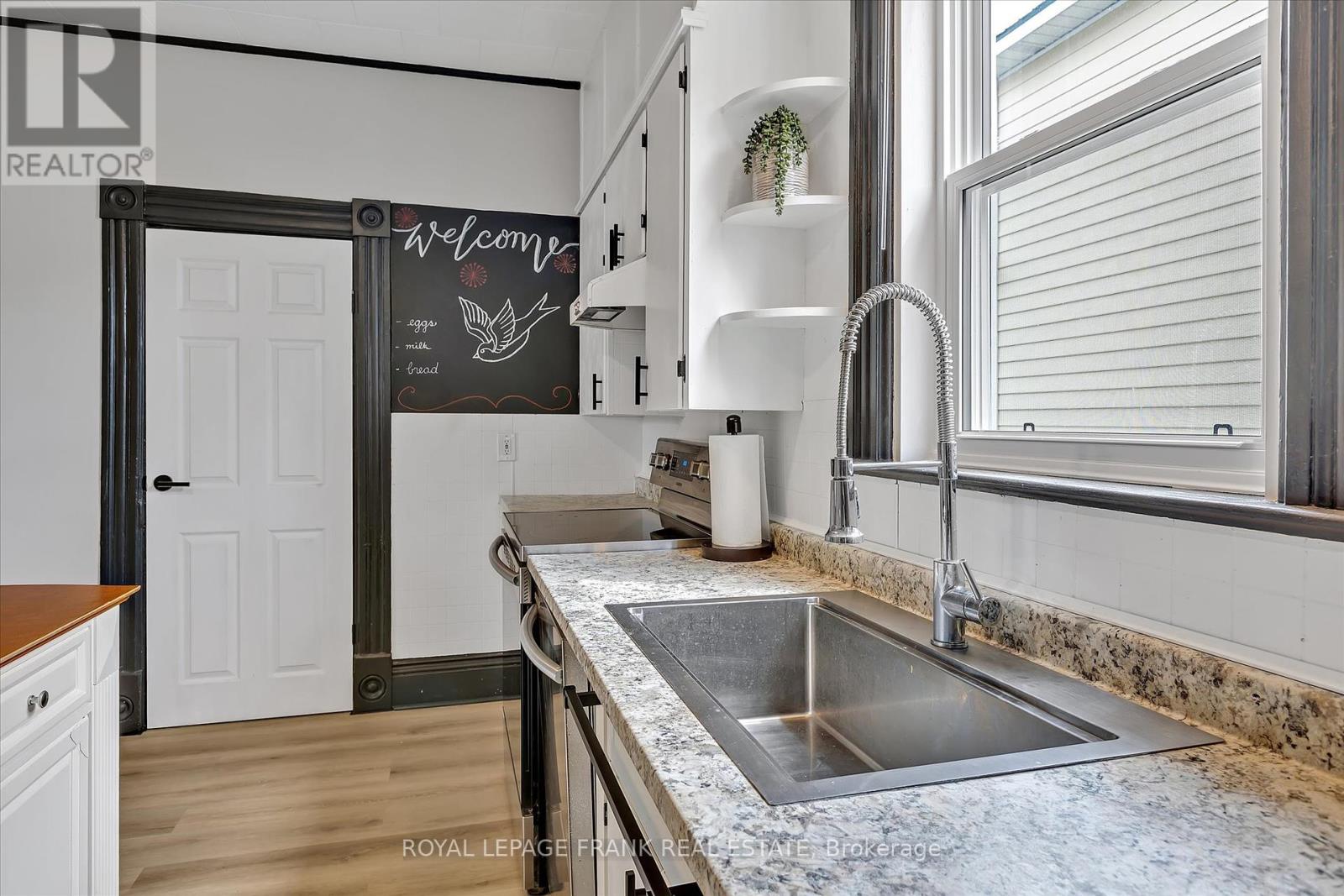 7 Union Street, Havelock-Belmont-Methuen (Havelock), Ontario  K0L 1Z0 - Photo 12 - X12124447