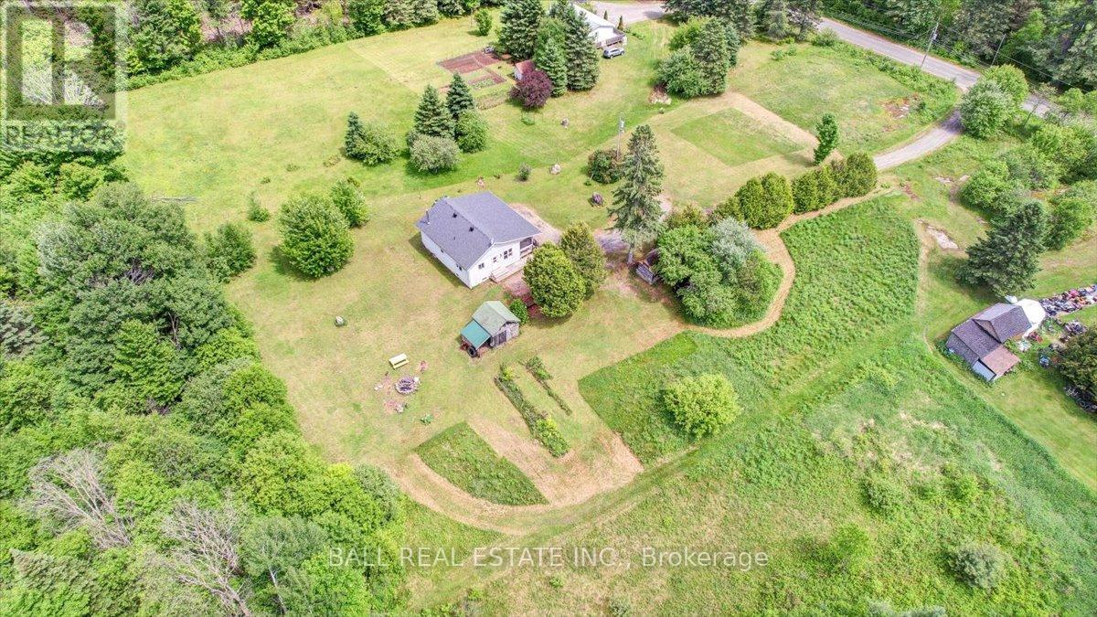 384 Scott Line Road, Hastings Highlands (Herschel Ward), Ontario  K0L 2S0 - Photo 7 - X12124757