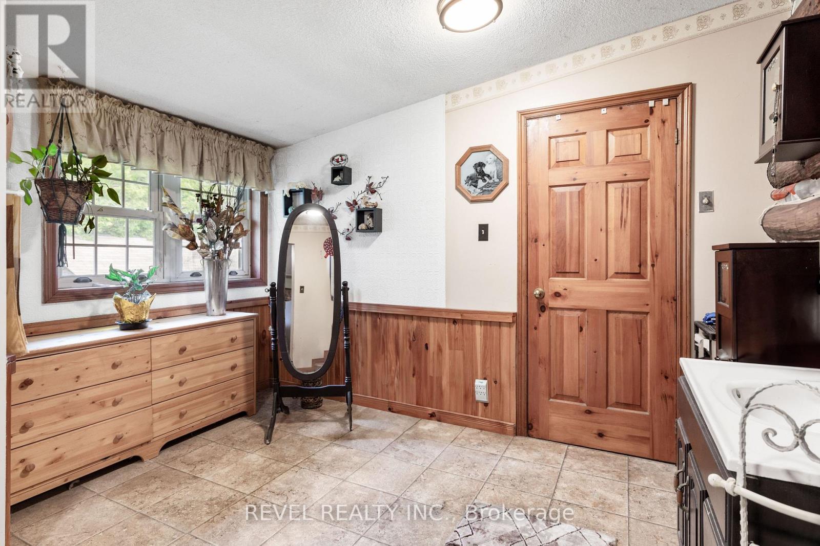152 Pleasant Pt Road, Kawartha Lakes (Fenelon), Ontario  K9V 4R6 - Photo 15 - X12124929
