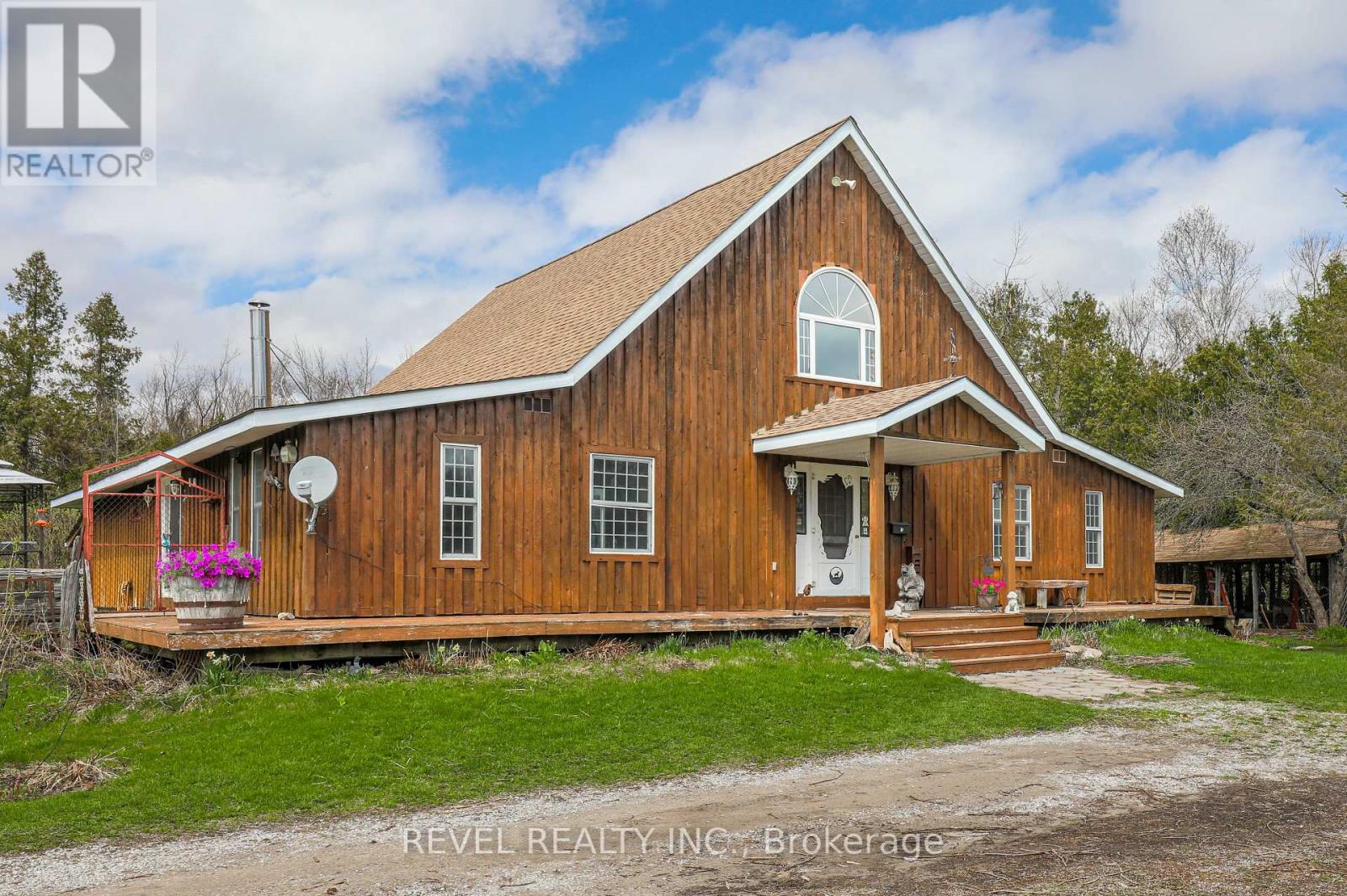 152 Pleasant Pt Road, Kawartha Lakes (Fenelon), Ontario  K9V 4R6 - Photo 3 - X12124929