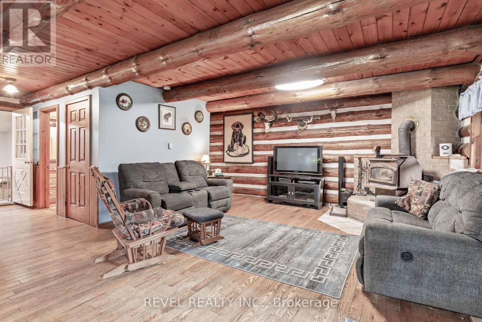 152 Pleasant Pt Road, Kawartha Lakes (Fenelon), Ontario  K9V 4R6 - Photo 7 - X12124929