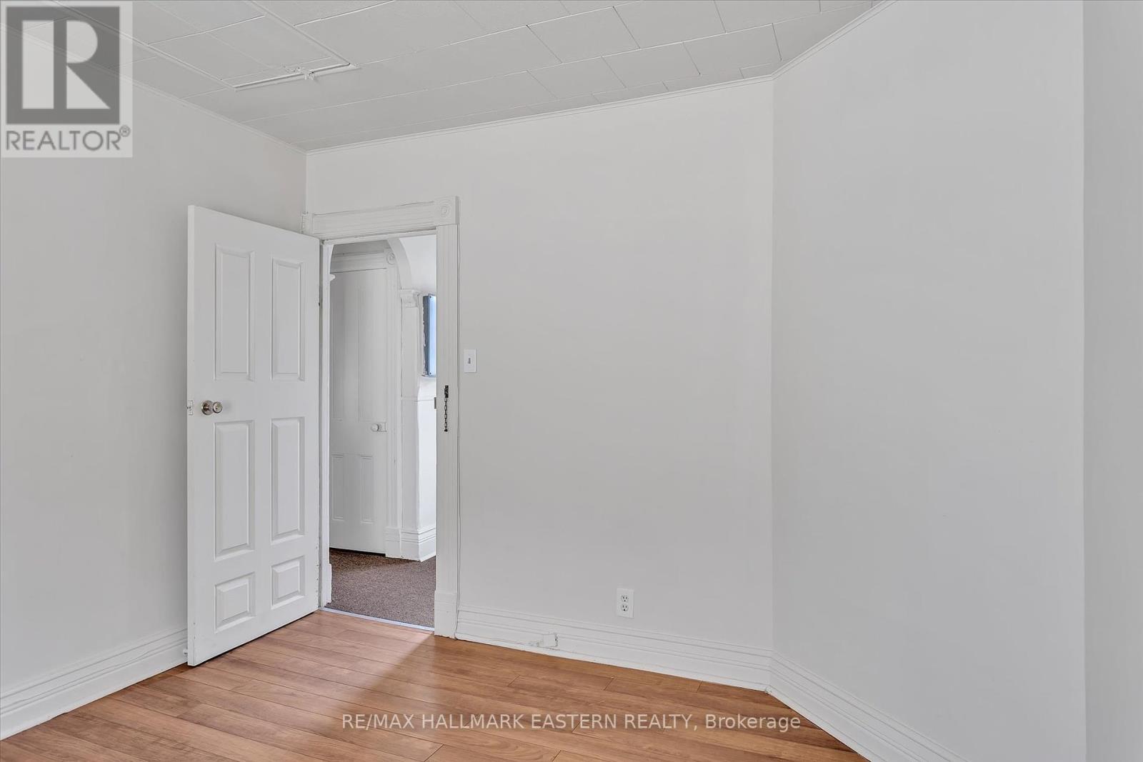 299 Mcdonnel Street, Peterborough (Downtown), Ontario  K9H 2W6 - Photo 29 - X12124956