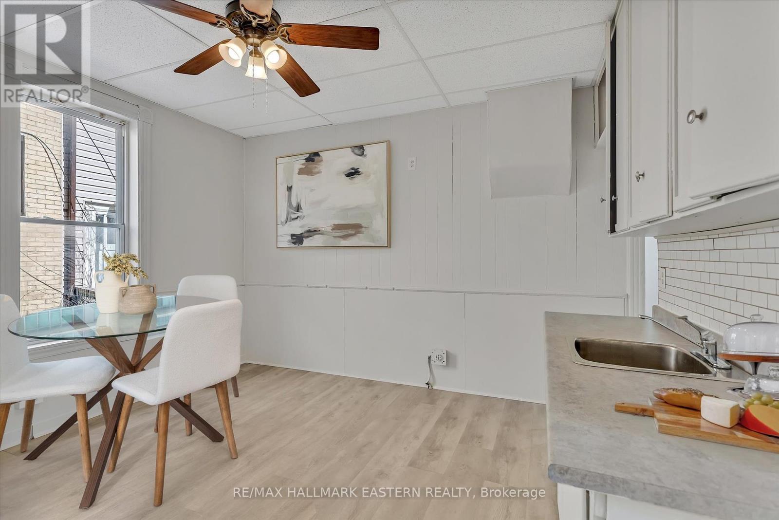299 Mcdonnel Street, Peterborough (Downtown), Ontario  K9H 2W6 - Photo 5 - X12124956