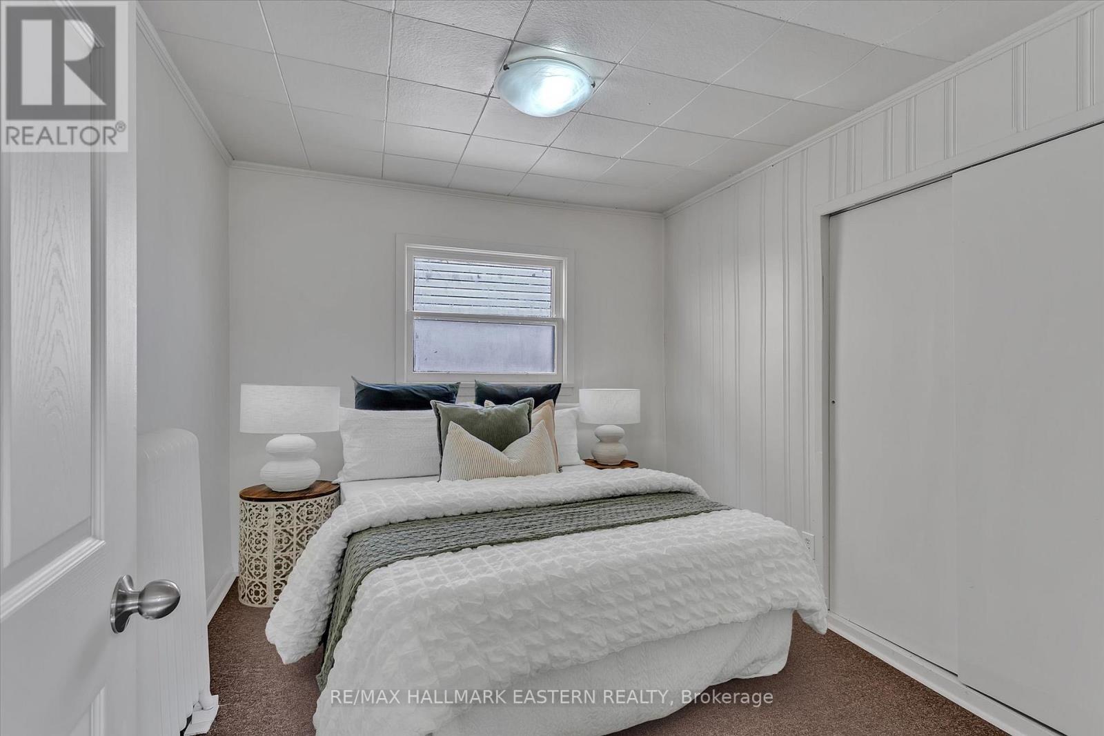 299 Mcdonnel Street, Peterborough (Downtown), Ontario  K9H 2W6 - Photo 6 - X12124956