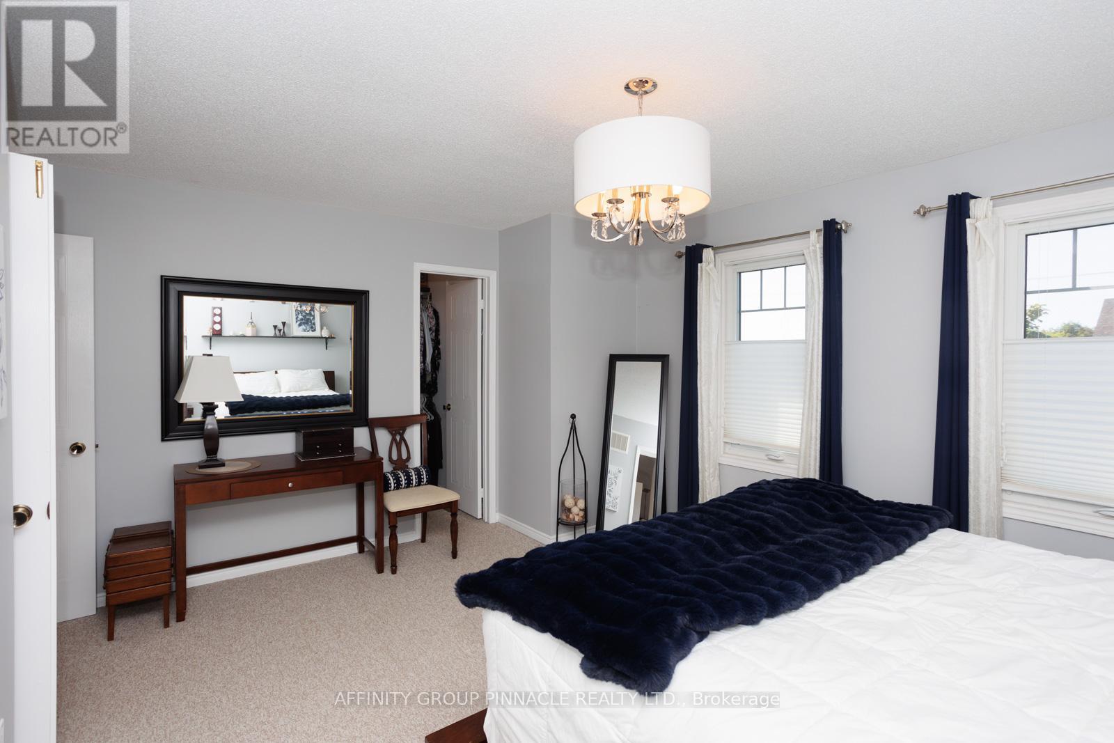 257 St Joseph Road, Kawartha Lakes (Lindsay), Ontario  K9V 6E3 - Photo 22 - X12125153