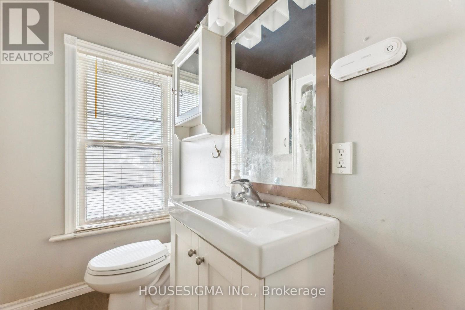 635 Brown Street, Peterborough (Otonabee), Ontario  K9J 4K6 - Photo 19 - X12125031