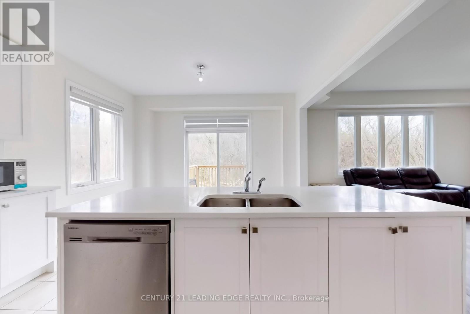 630 Lemay Grove, Peterborough North (North), Ontario  K9K 0G9 - Photo 20 - X12125084