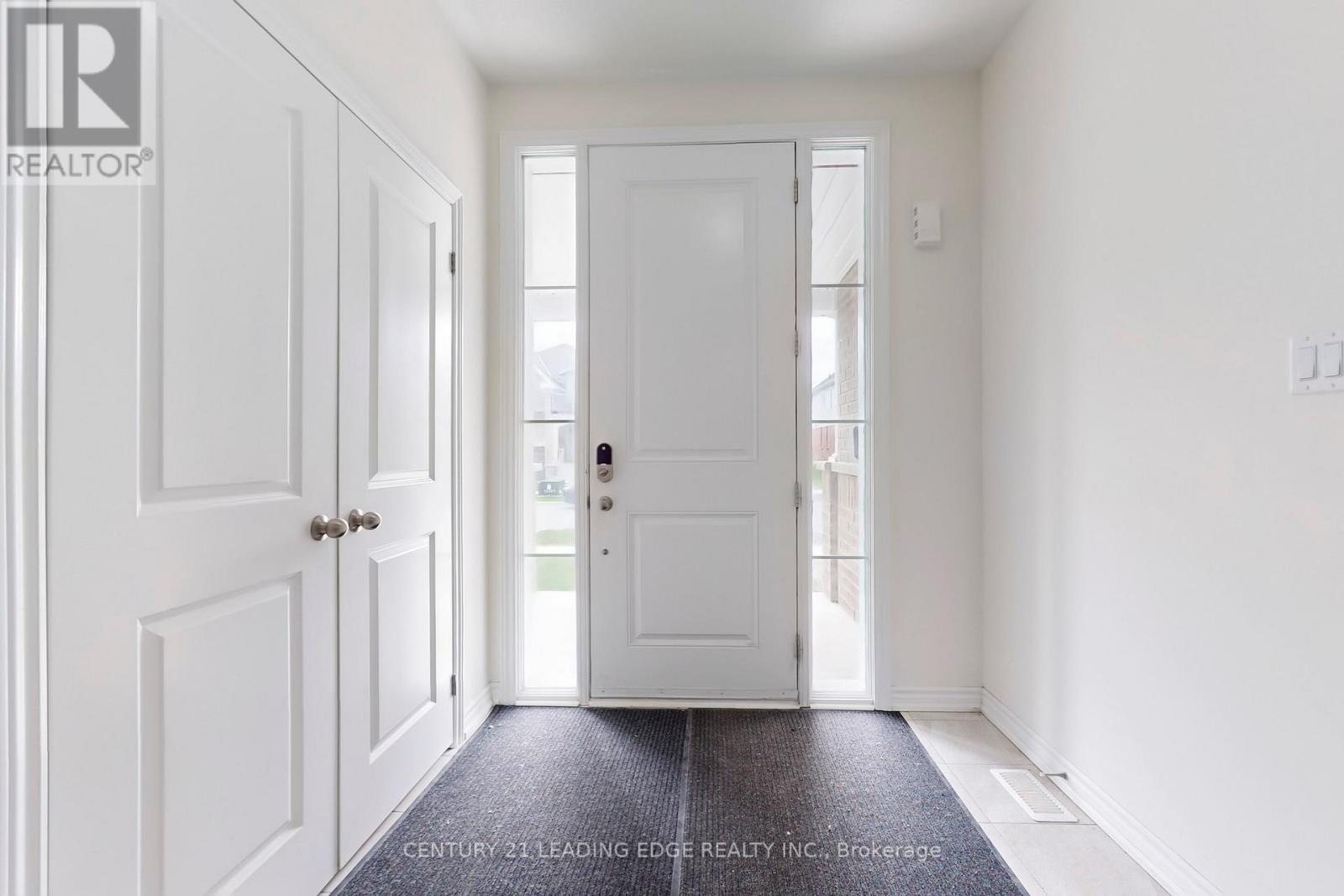 630 Lemay Grove, Peterborough North (North), Ontario  K9K 0G9 - Photo 22 - X12125084