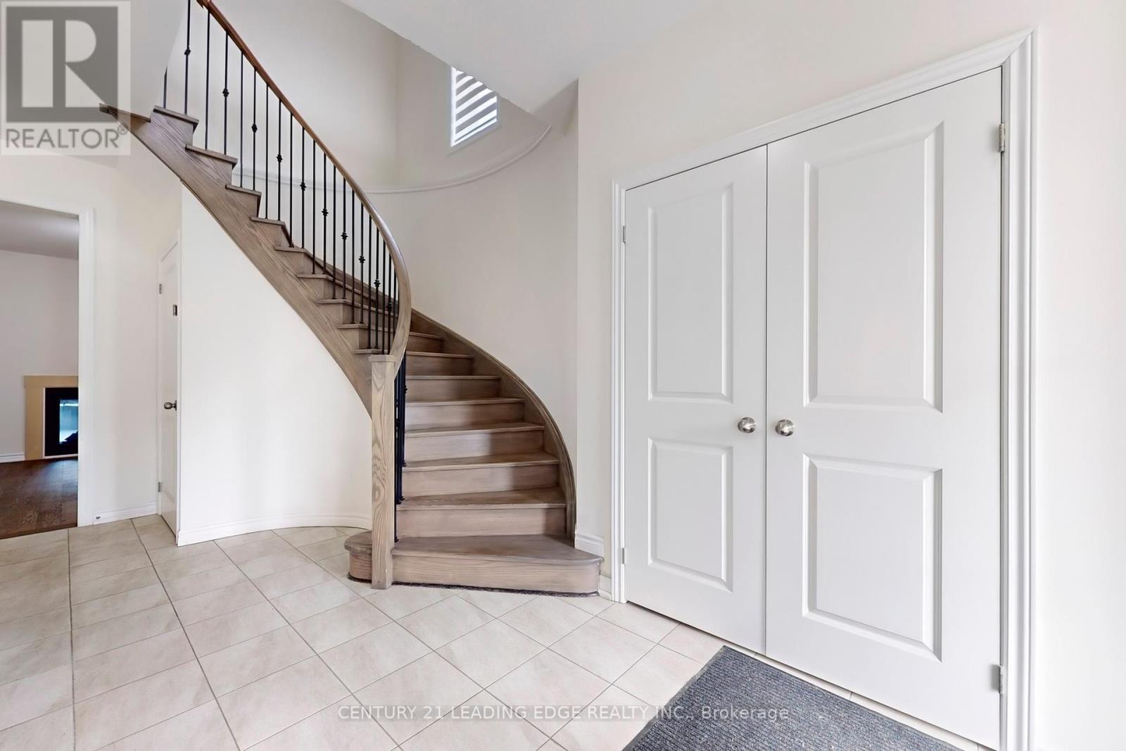 630 Lemay Grove, Peterborough North (North), Ontario  K9K 0G9 - Photo 24 - X12125084