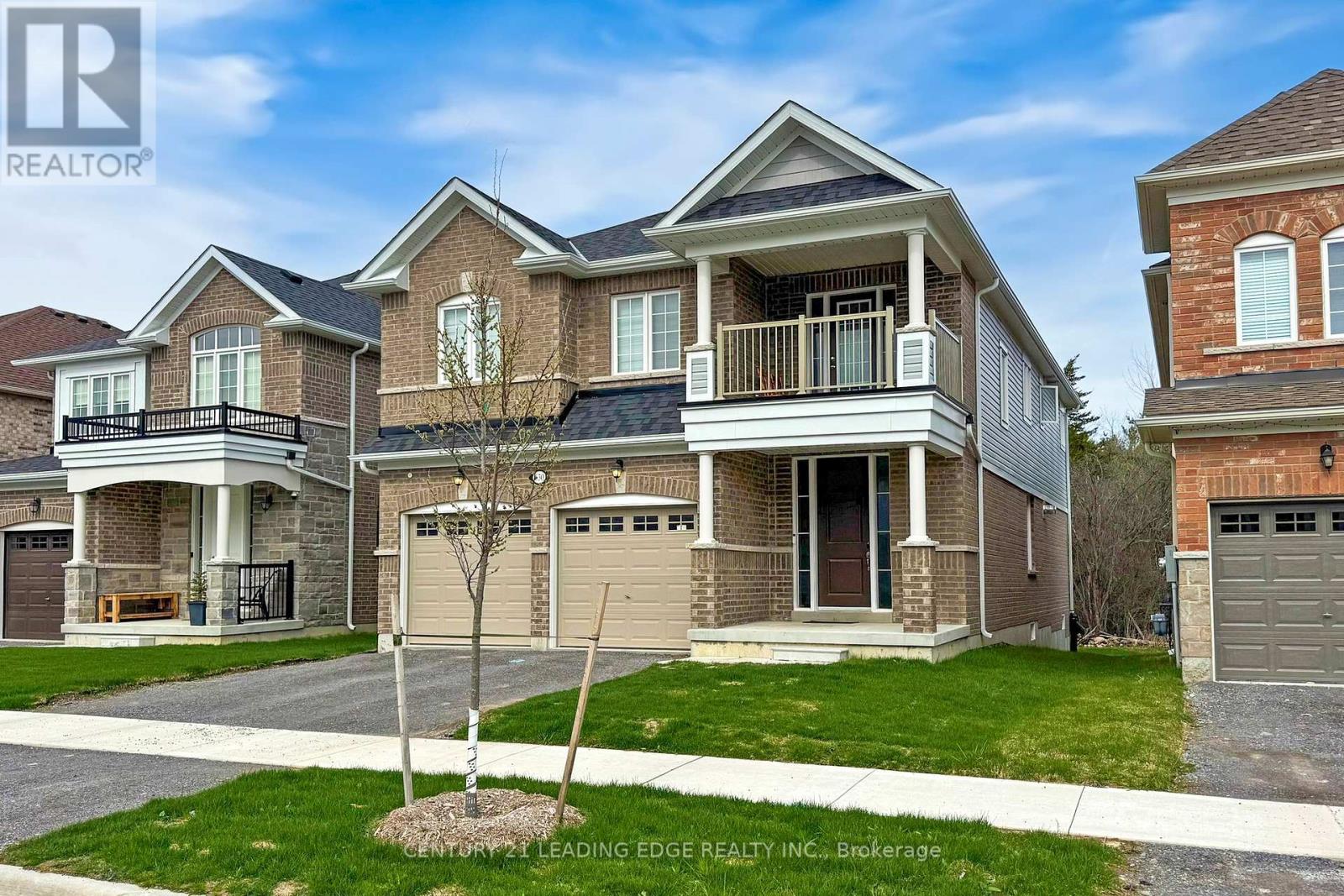 630 Lemay Grove, Peterborough North (North), Ontario  K9K 0G9 - Photo 4 - X12125084