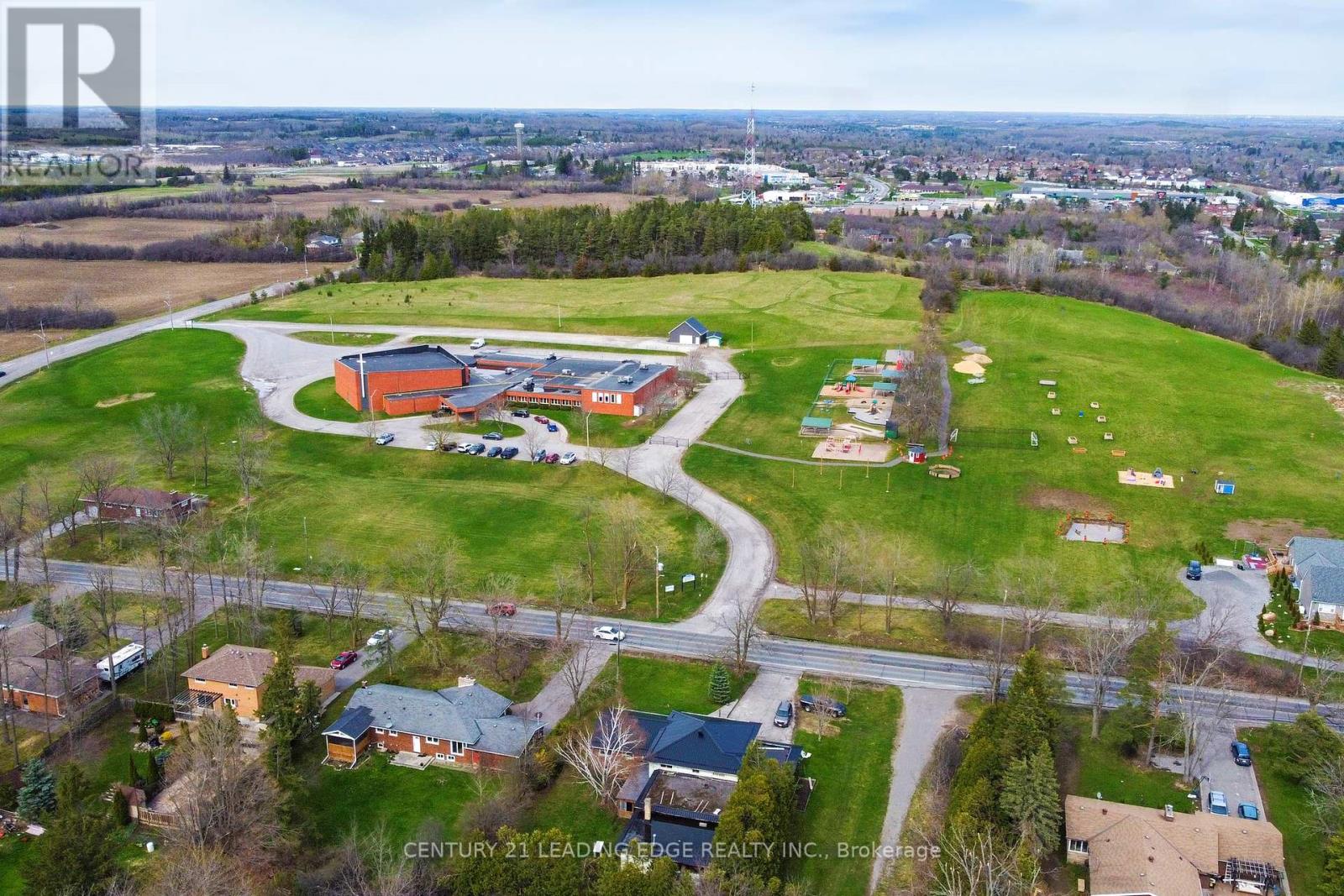 630 Lemay Grove, Peterborough North (North), Ontario  K9K 0G9 - Photo 40 - X12125084