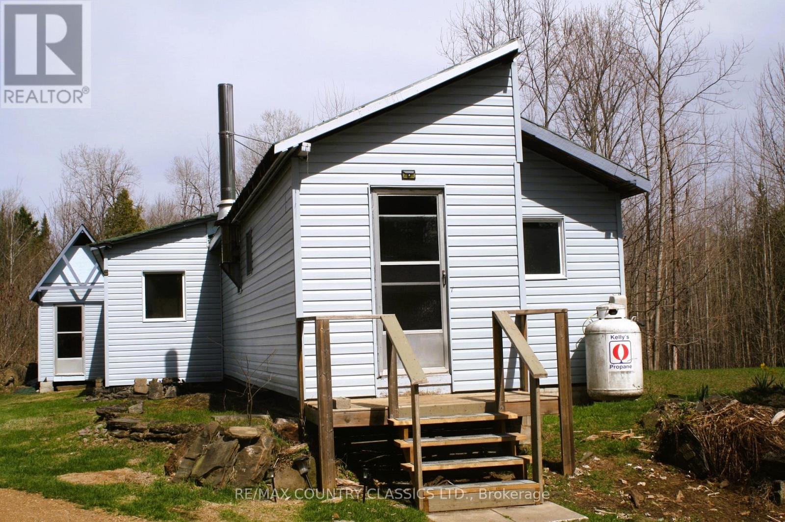 2147 Old Hastings Road, Wollaston, Ontario  K0L 1P0 - Photo 1 - X12125480