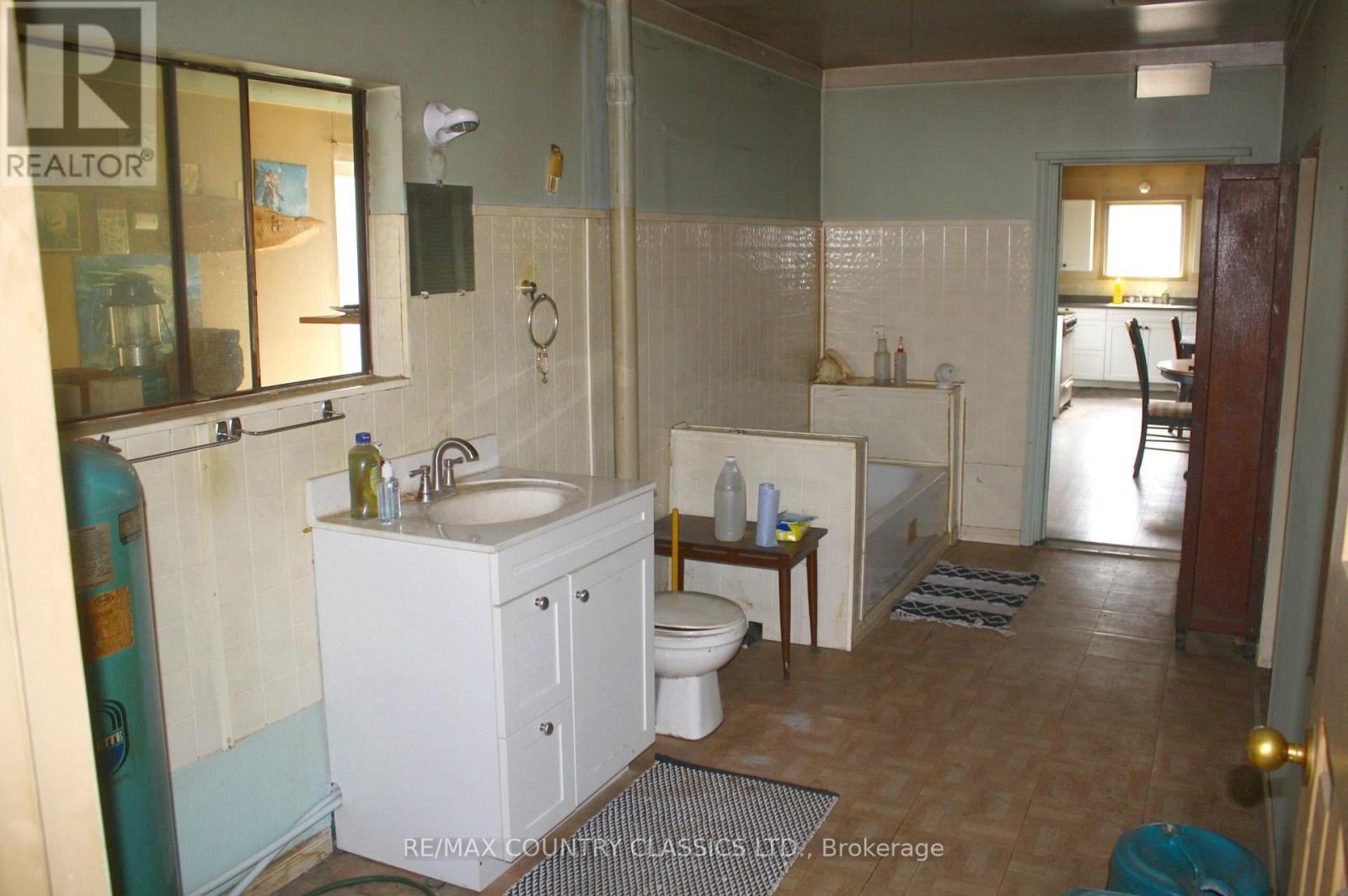 2147 Old Hastings Road, Wollaston, Ontario  K0L 1P0 - Photo 16 - X12125480
