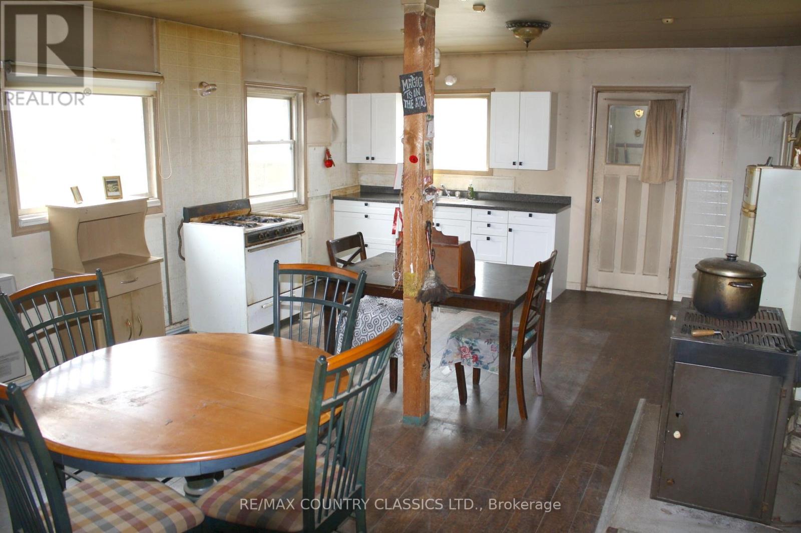 2147 Old Hastings Road, Wollaston, Ontario  K0L 1P0 - Photo 4 - X12125480