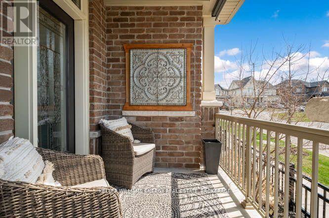 35 Donald Powell Crescent, Clarington (Newcastle), Ontario  L1B 0V6 - Photo 2 - E12125661
