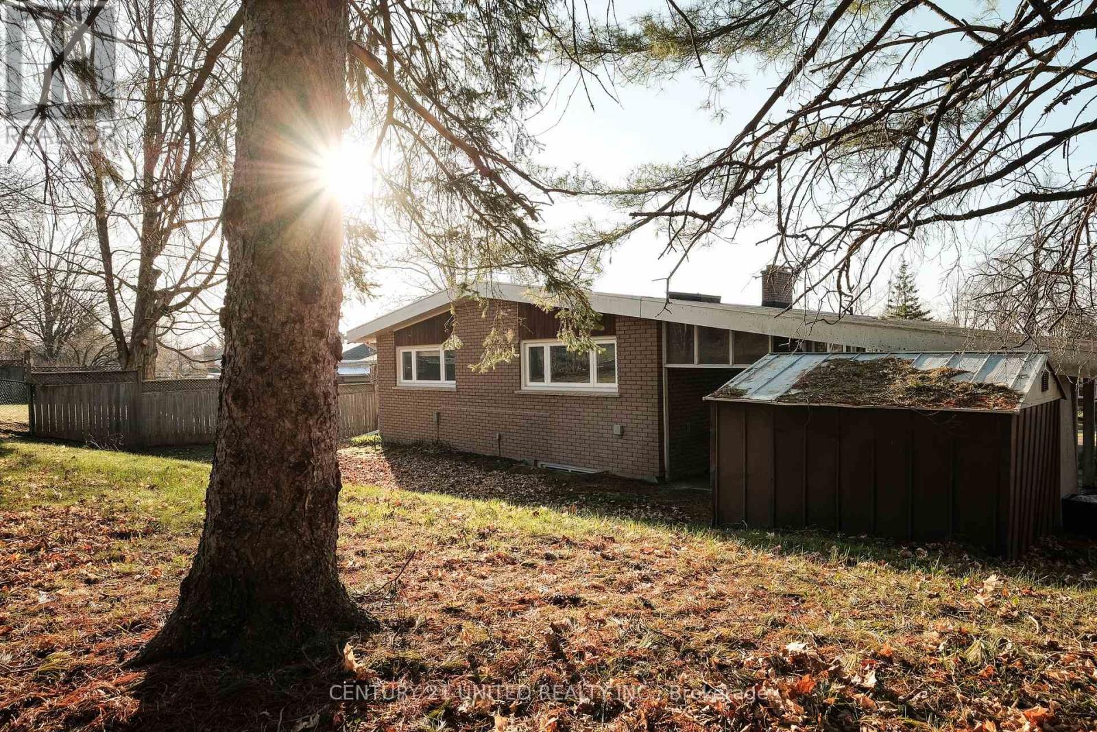 1261 Olympus Avenue, Peterborough North (Central), Ontario  K9H 6V9 - Photo 33 - X12125850