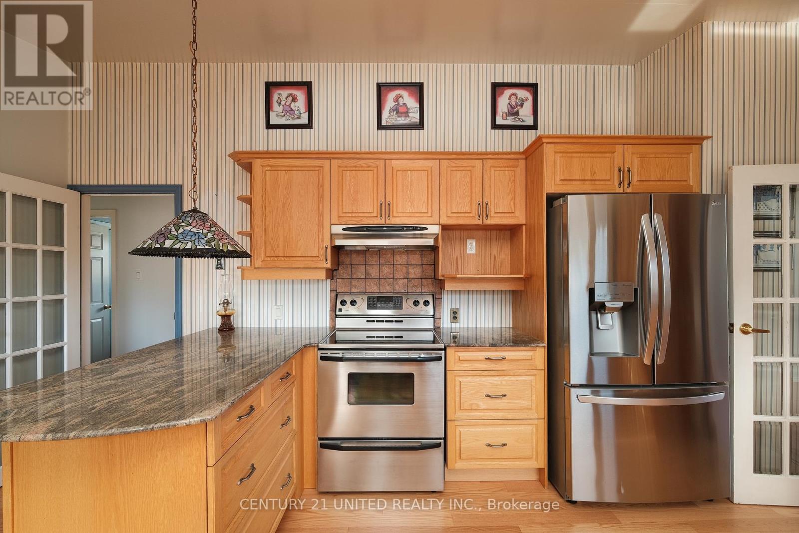 1261 Olympus Avenue, Peterborough North (Central), Ontario  K9H 6V9 - Photo 6 - X12125850