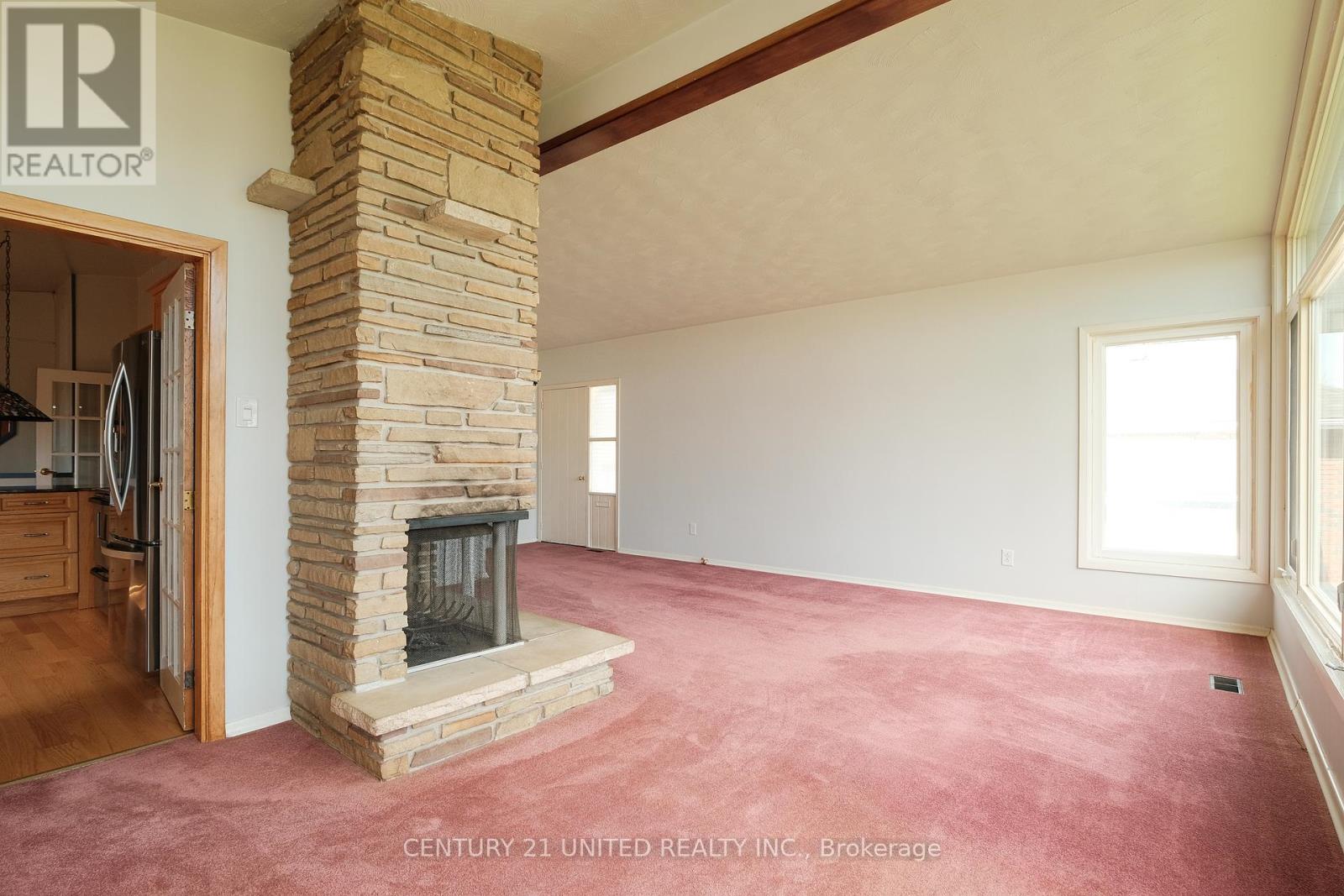 1261 Olympus Avenue, Peterborough North (Central), Ontario  K9H 6V9 - Photo 8 - X12125850