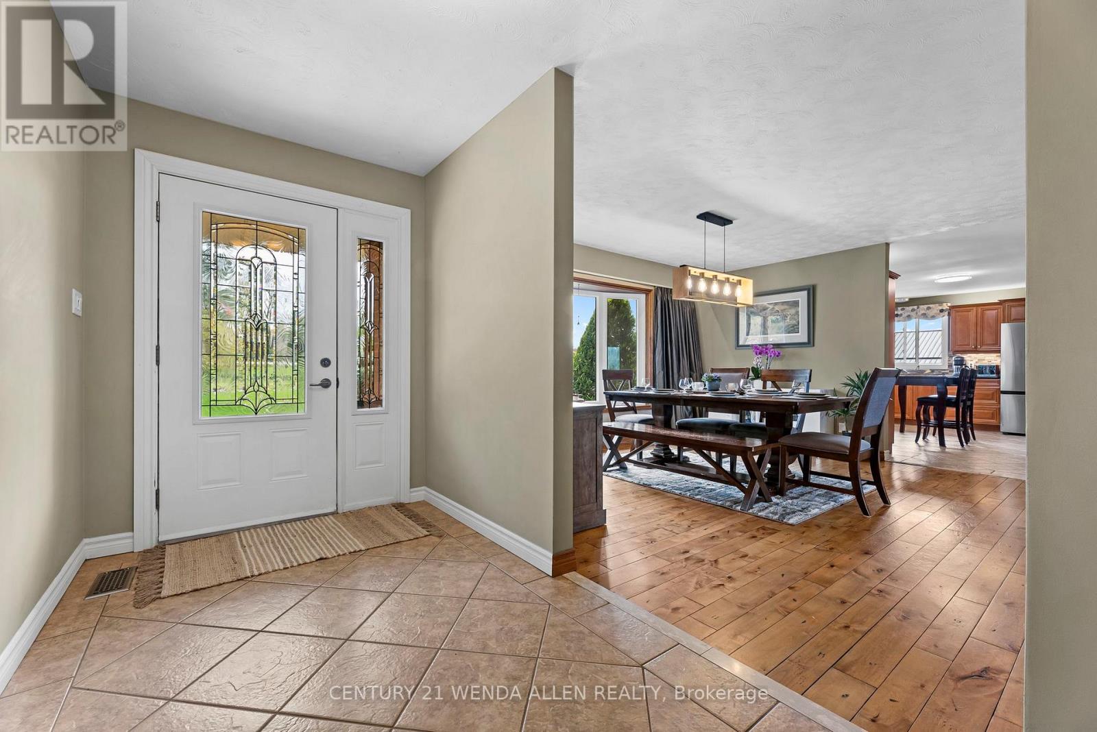54 Second Line, Otonabee-South Monaghan, Ontario  K0L 1B0 - Photo 15 - X12125988