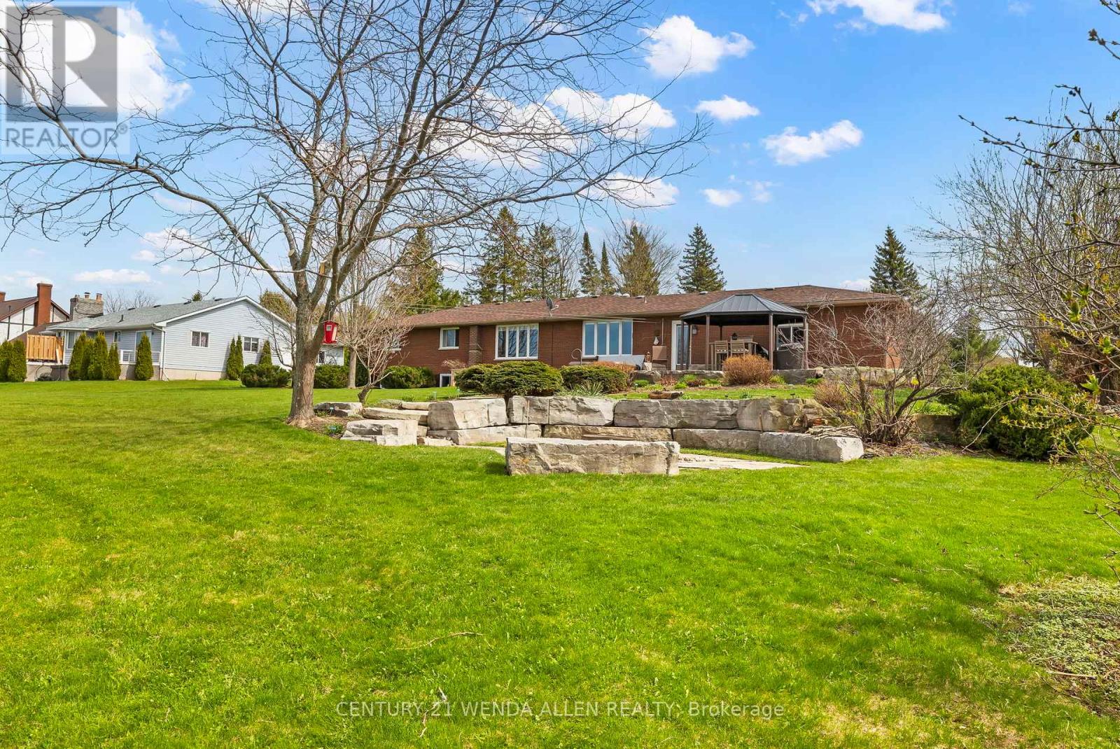 54 Second Line, Otonabee-South Monaghan, Ontario  K0L 1B0 - Photo 36 - X12125988