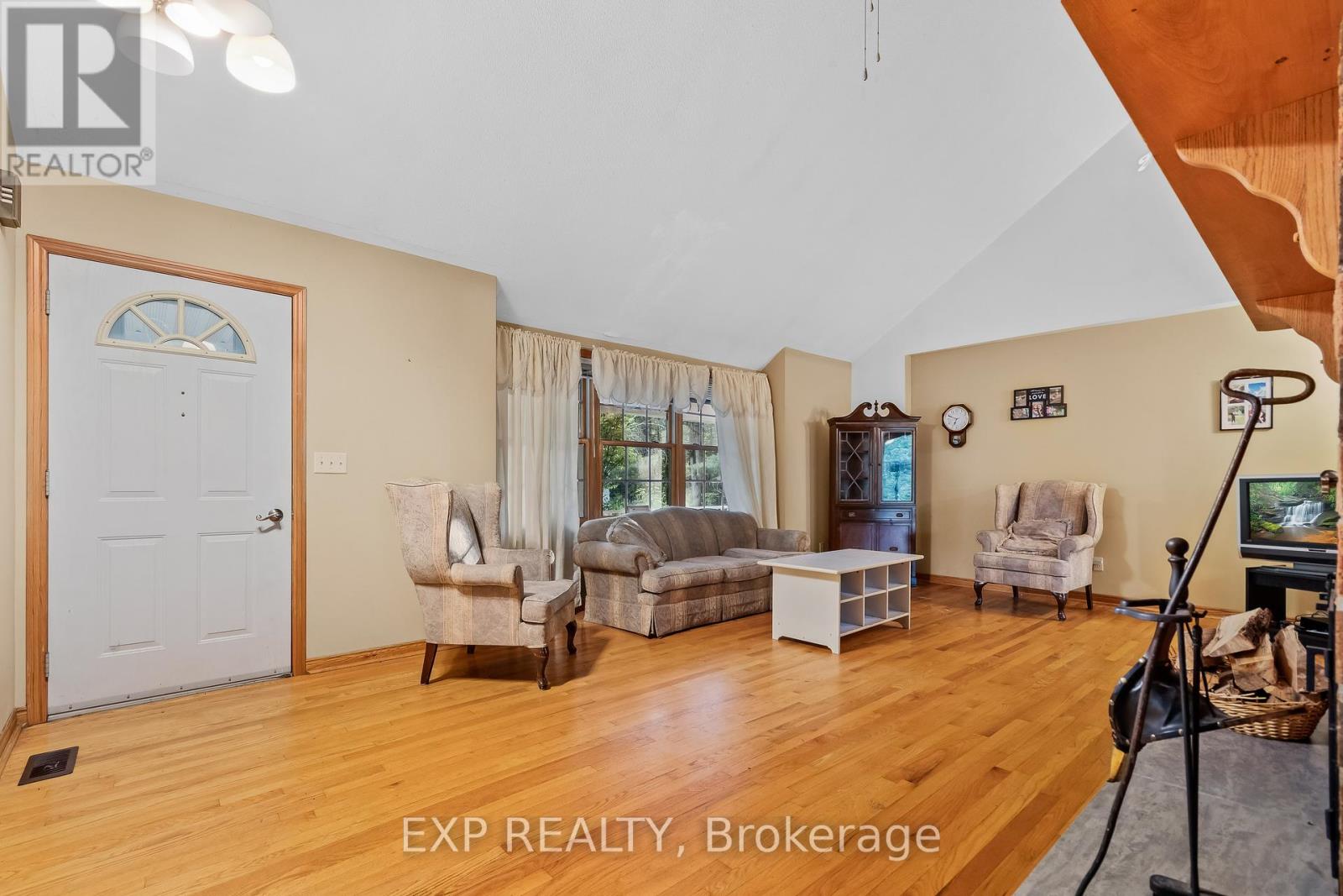 1585 County 46 Road, Havelock-Belmont-Methuen (Belmont-Methuen), Ontario  K0L 1Z0 - Photo 13 - X12126159