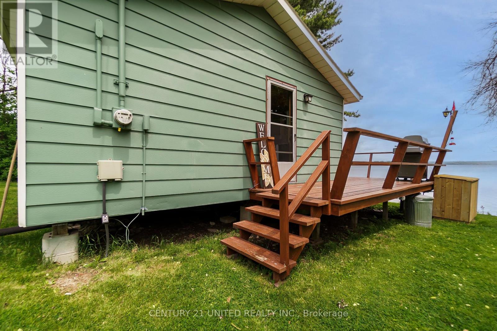37 Lakeshore Road, Hiawatha First Nation, Ontario  K0L 2G0 - Photo 27 - X12126584