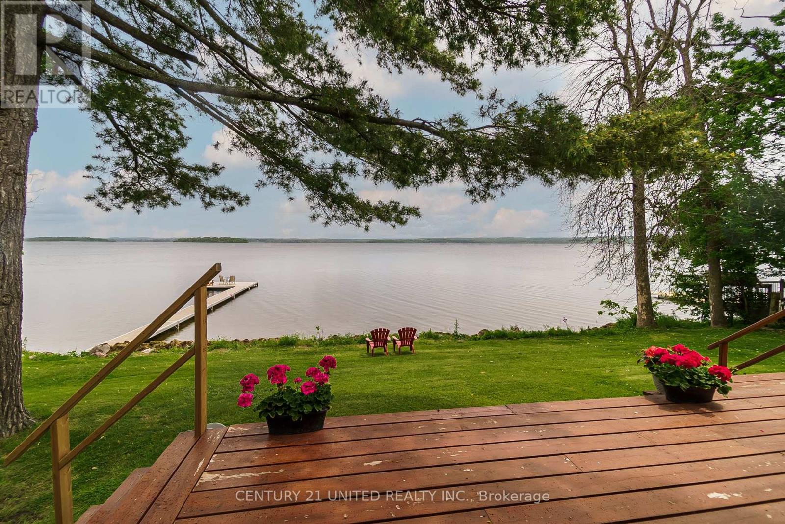 37 Lakeshore Road, Hiawatha First Nation, Ontario  K0L 2G0 - Photo 5 - X12126584