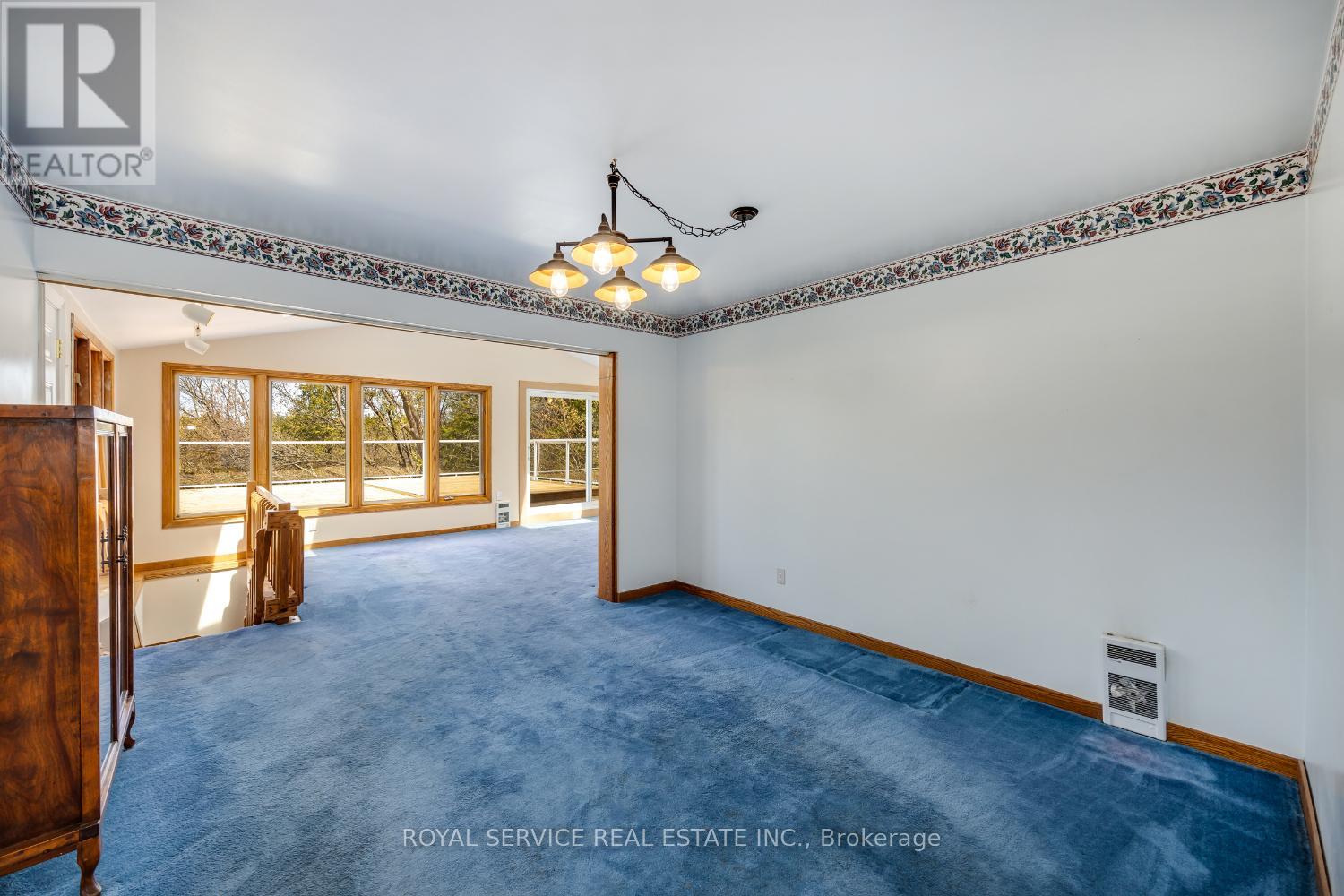 1146 Parkhill Road W, Peterborough North (North), Ontario  K9J 6X4 - Photo 16 - X12126700