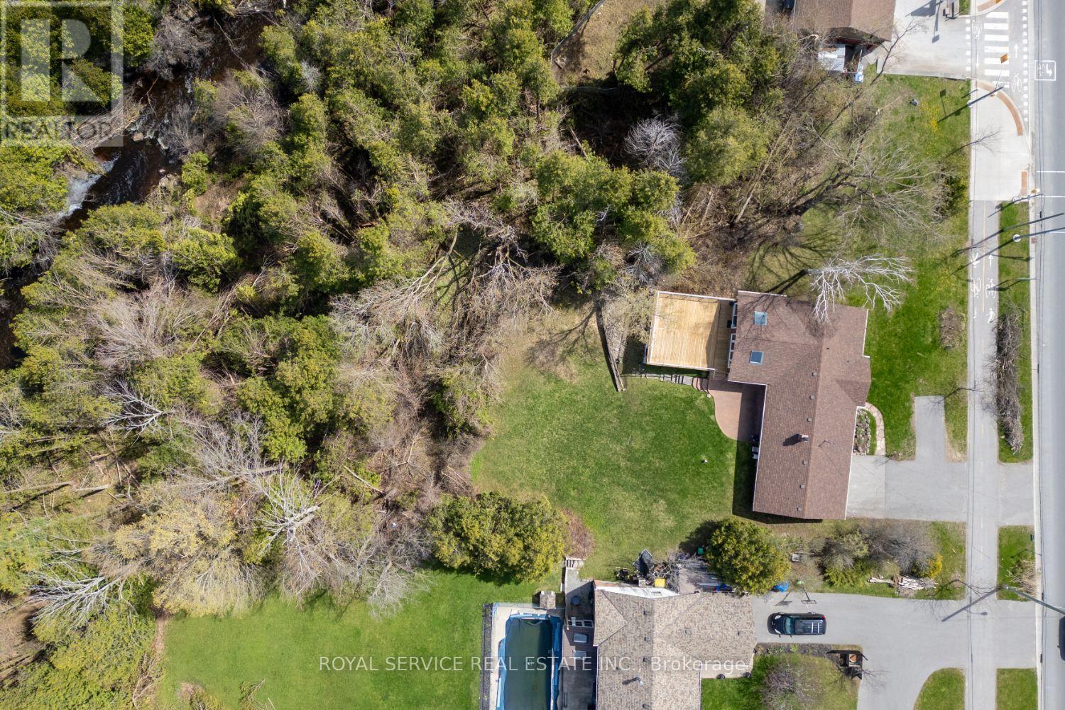 1146 Parkhill Road W, Peterborough North (North), Ontario  K9J 6X4 - Photo 5 - X12126700