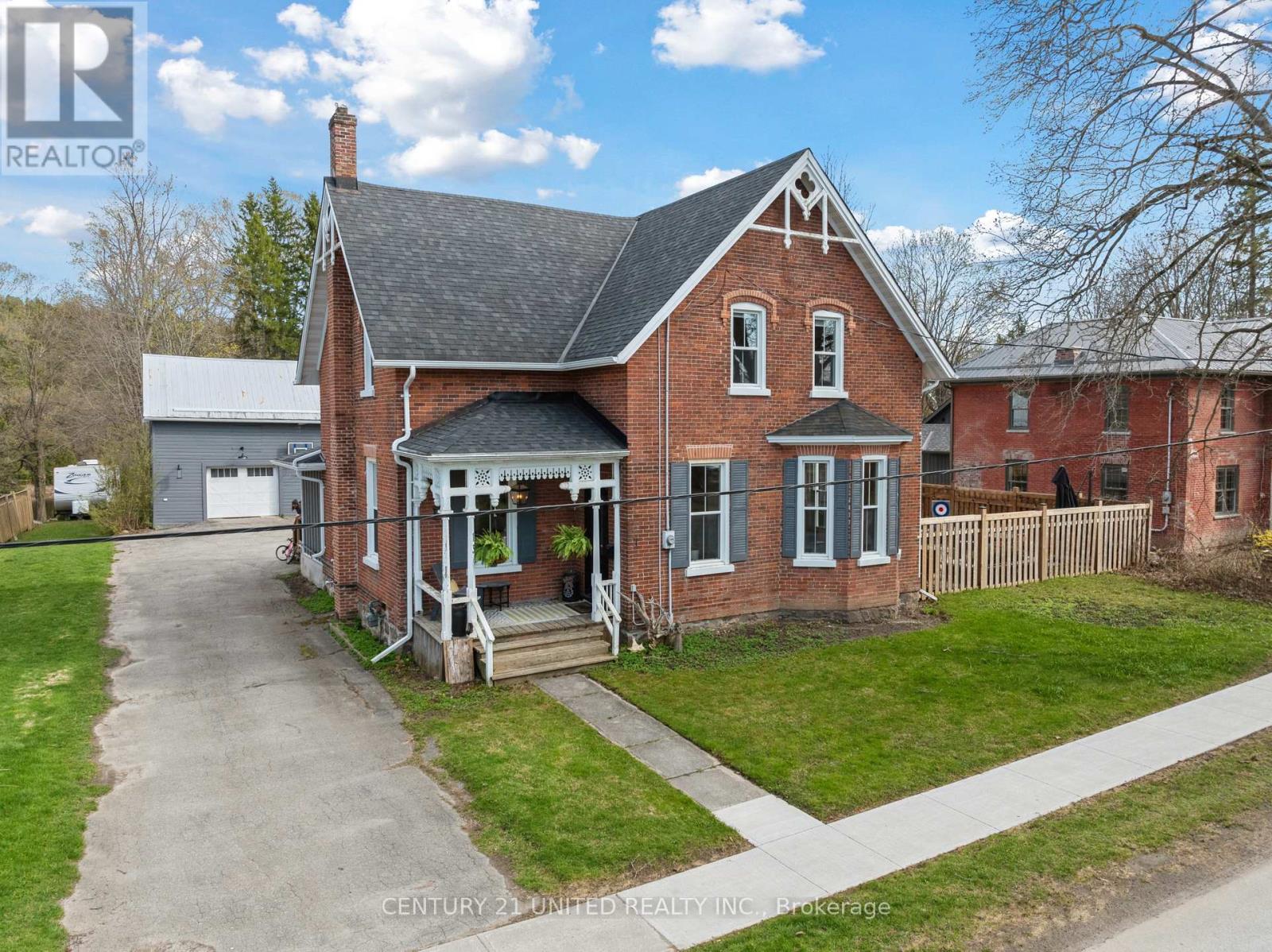13 Anne Street, Cavan Monaghan (Millbrook Village), Ontario  K9J 4S3 - Photo 4 - X12126867