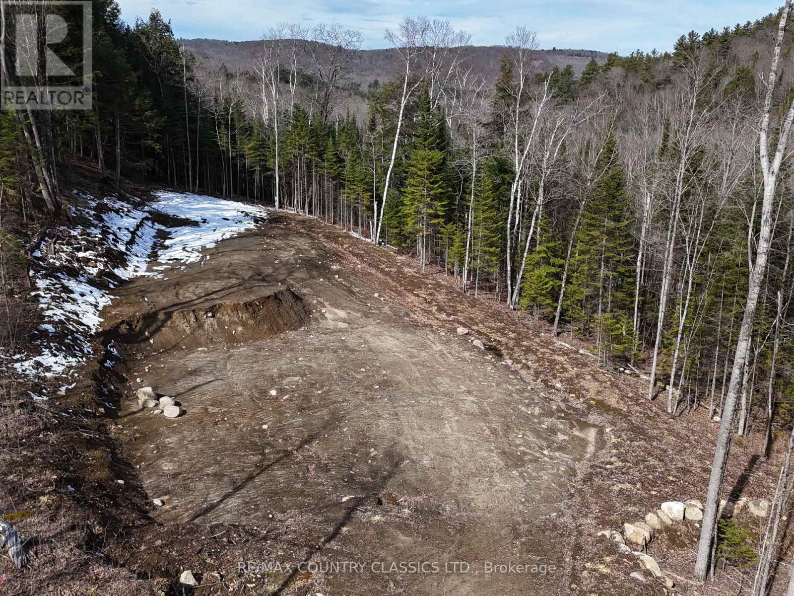 30 Ridge Road, Bancroft (Bancroft Ward), Ontario  K0L 1C0 - Photo 8 - X12126997