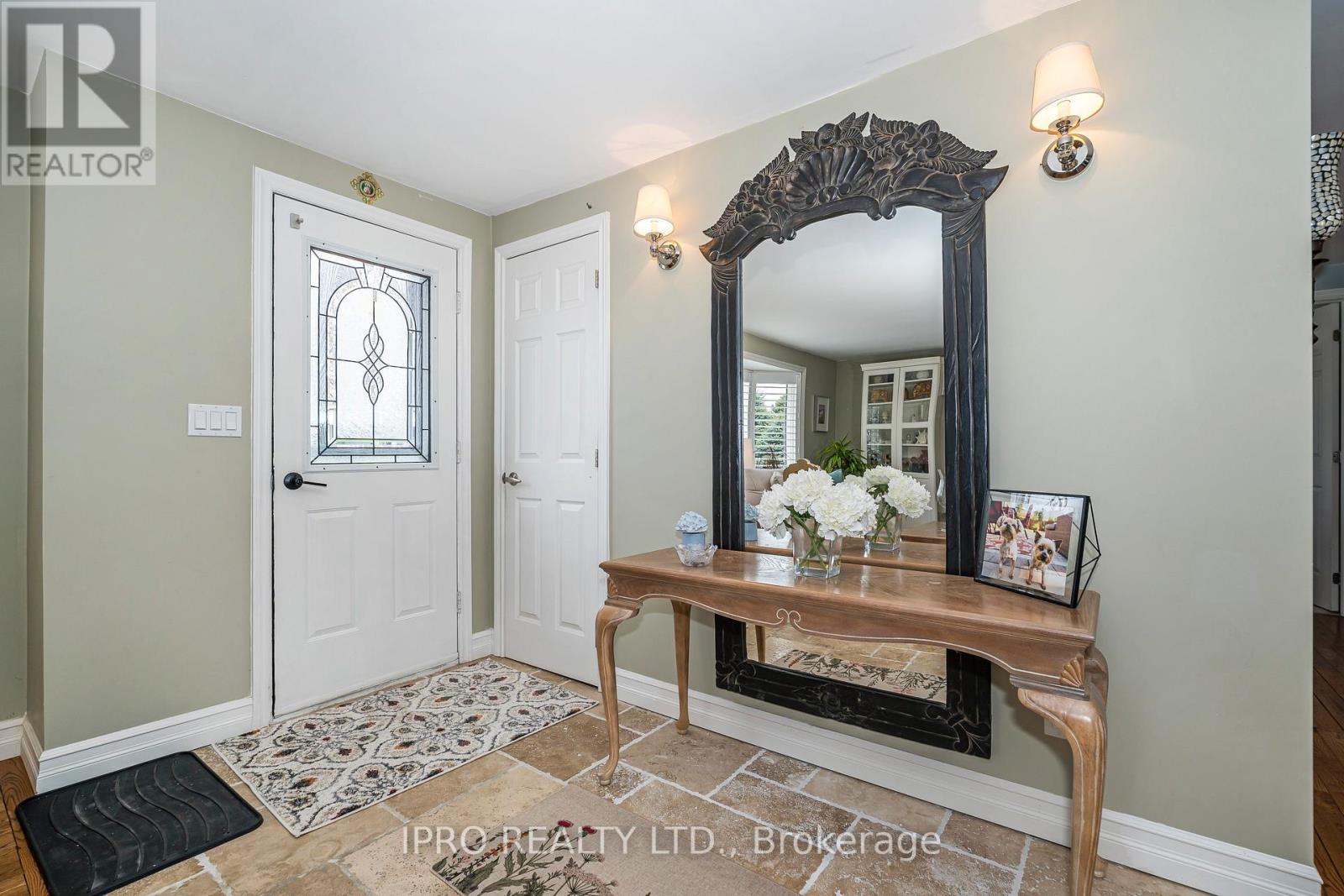 61 Bluffs Road, Clarington (Newcastle), Ontario  L1B 1A6 - Photo 10 - E12126886
