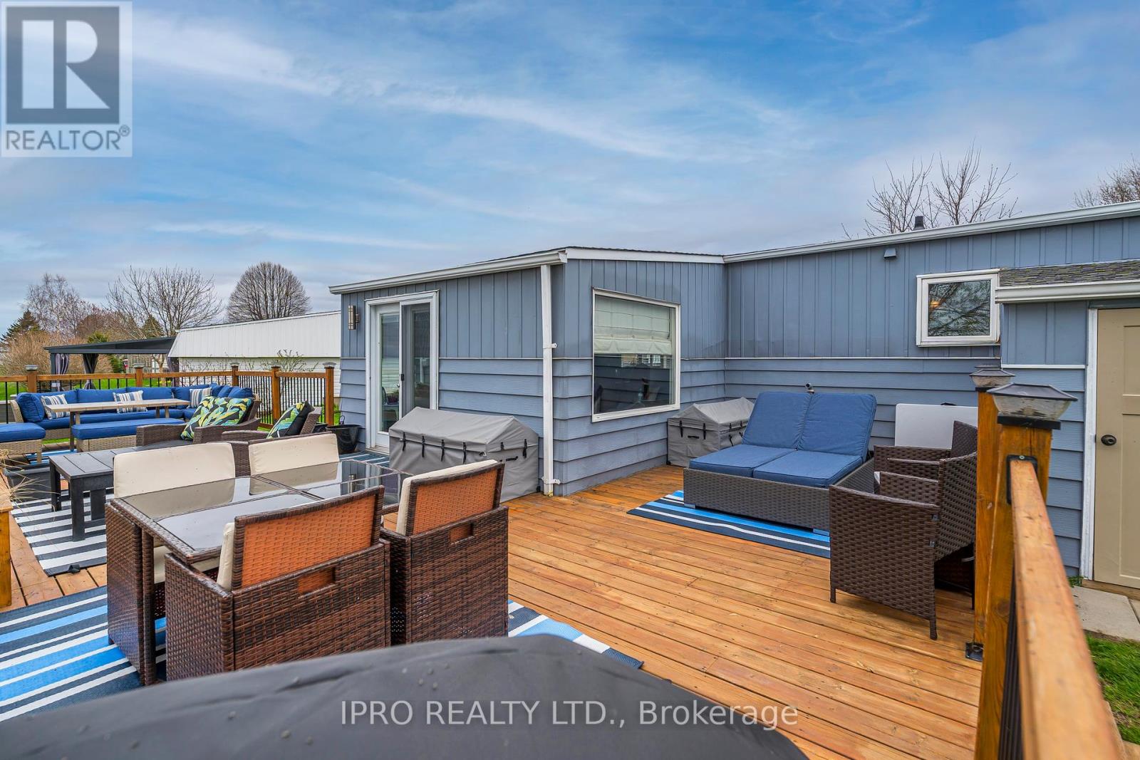 61 Bluffs Road, Clarington (Newcastle), Ontario  L1B 1A6 - Photo 28 - E12126886